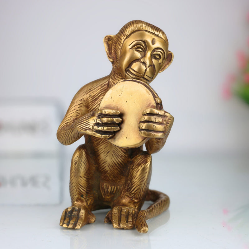 Brass Monkey Idol | Vanar Murti | Pital Kapi Sculpture | Sacred Kurangu, Markat, Banar, Bandaru Statue for Home Temple, Pooja & Gifts, Gold, 7 Inch