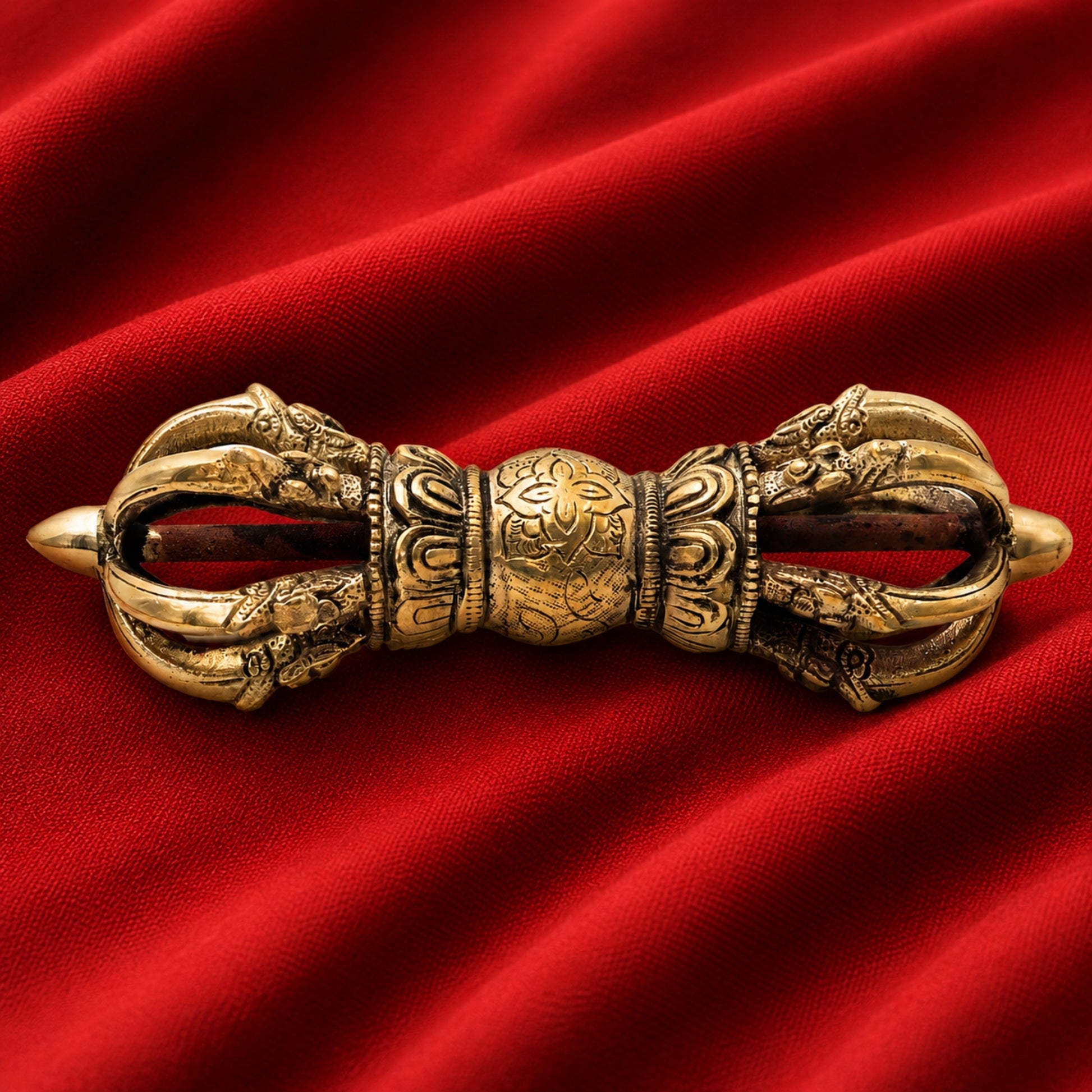 Brass Handcrafted Dorje Vajra, Tibetan Buddhist Thunderbolt, Pital Vajrayudha Sculpture for Puja, Meditation & Home Decor, Gold, 3 Inch