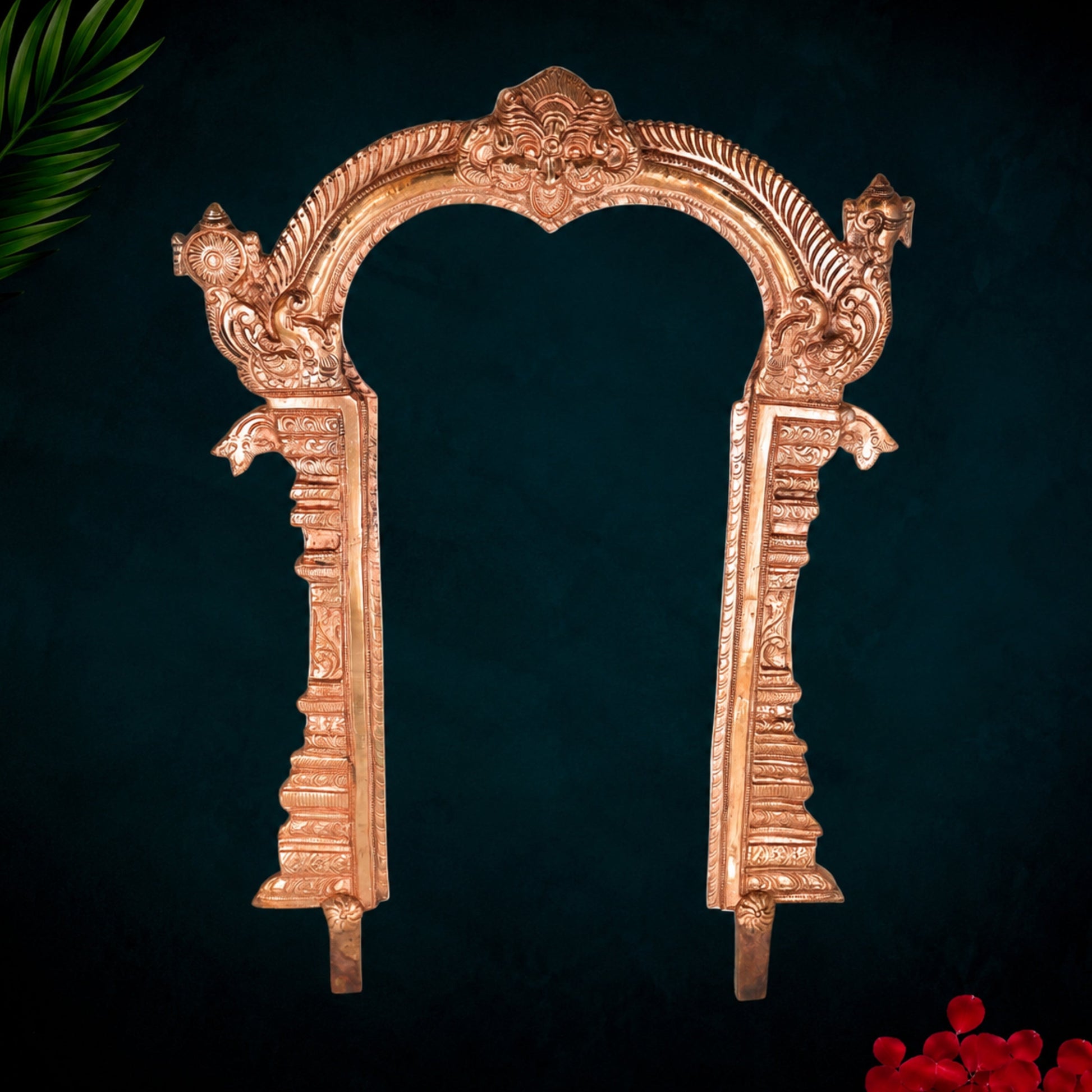 Bronze Prabhavali Handcrafted Tiruvasi Arch for Deity Vigraha Pooja Decor Traditional Chola Gift Artifact, Gold, 14 Inch, 1 Piece