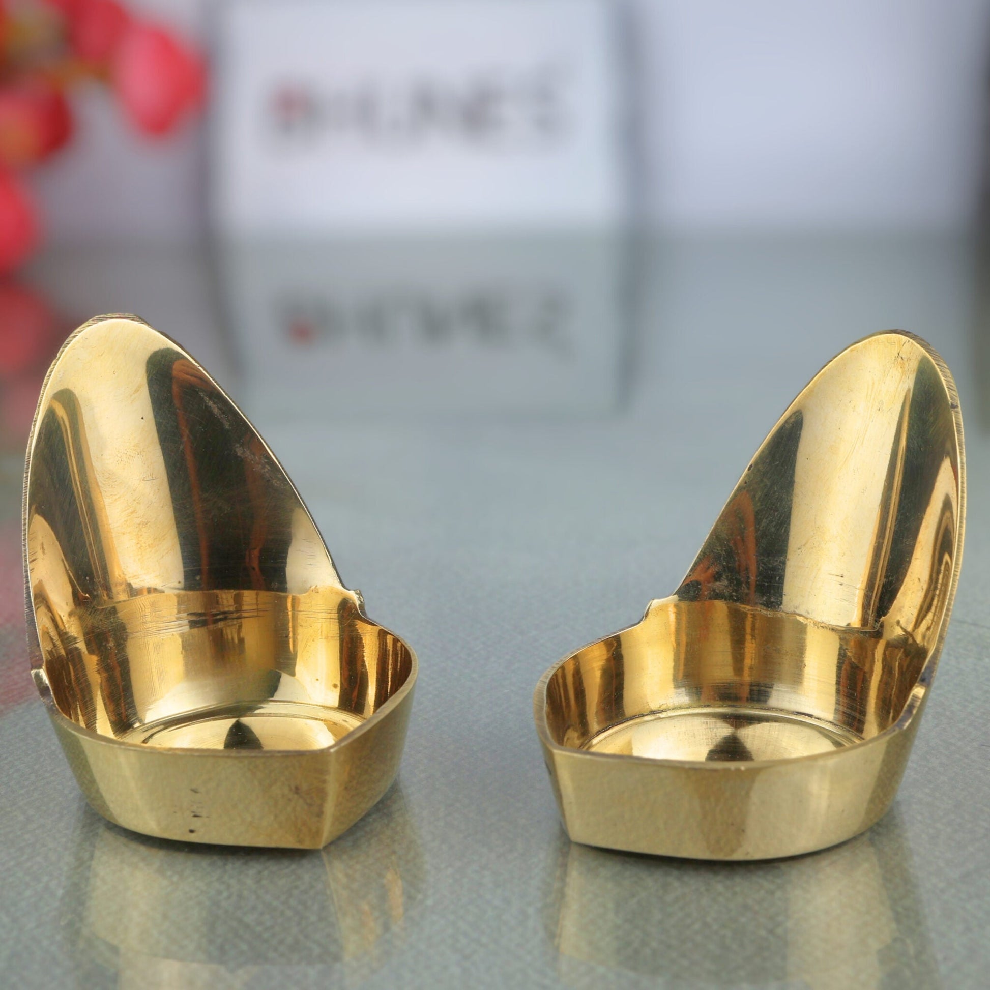 Brass Handcrafted Diya | Pital Deepak, Peetal Lamp, Pittal Deepam, Velli Pooja Deepak for Temple, Home Decor & Festival (Set of 2), Gold, 3 Inch, 1 Piece