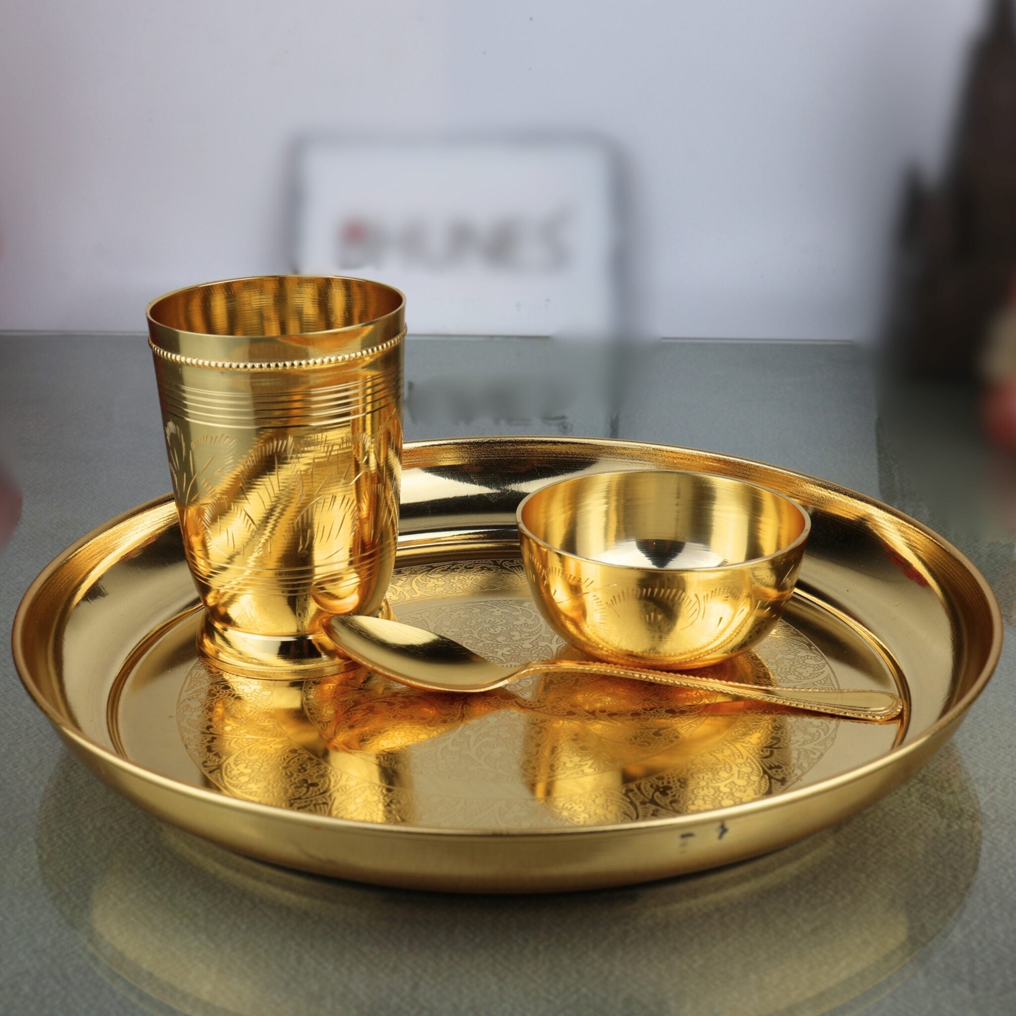 Brass Dinner Set | Peetal Thali Bhojan Set | Traditional Pital Pittal Hittale Vellipittalam Thali Plate Dinnerware for Dining & Gifting, Gold, 4 Inch, 1 Piece