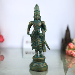 Bronze Rajaraja Chola King Sculpture | Arulmozhivarman Chola Dynasty Idol | Rajaraja the Great, Rajakesari, Ponniyin Selvan | Handcrafted Chola Art Bronze Statue, Brown, 9 Inch, 1 Piece