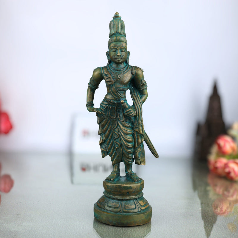 Bronze Rajaraja Chola King Sculpture | Arulmozhivarman Chola Dynasty Idol | Rajaraja the Great, Rajakesari, Ponniyin Selvan | Handcrafted Chola Art Bronze Statue, Brown, 9 Inch, 1 Piece