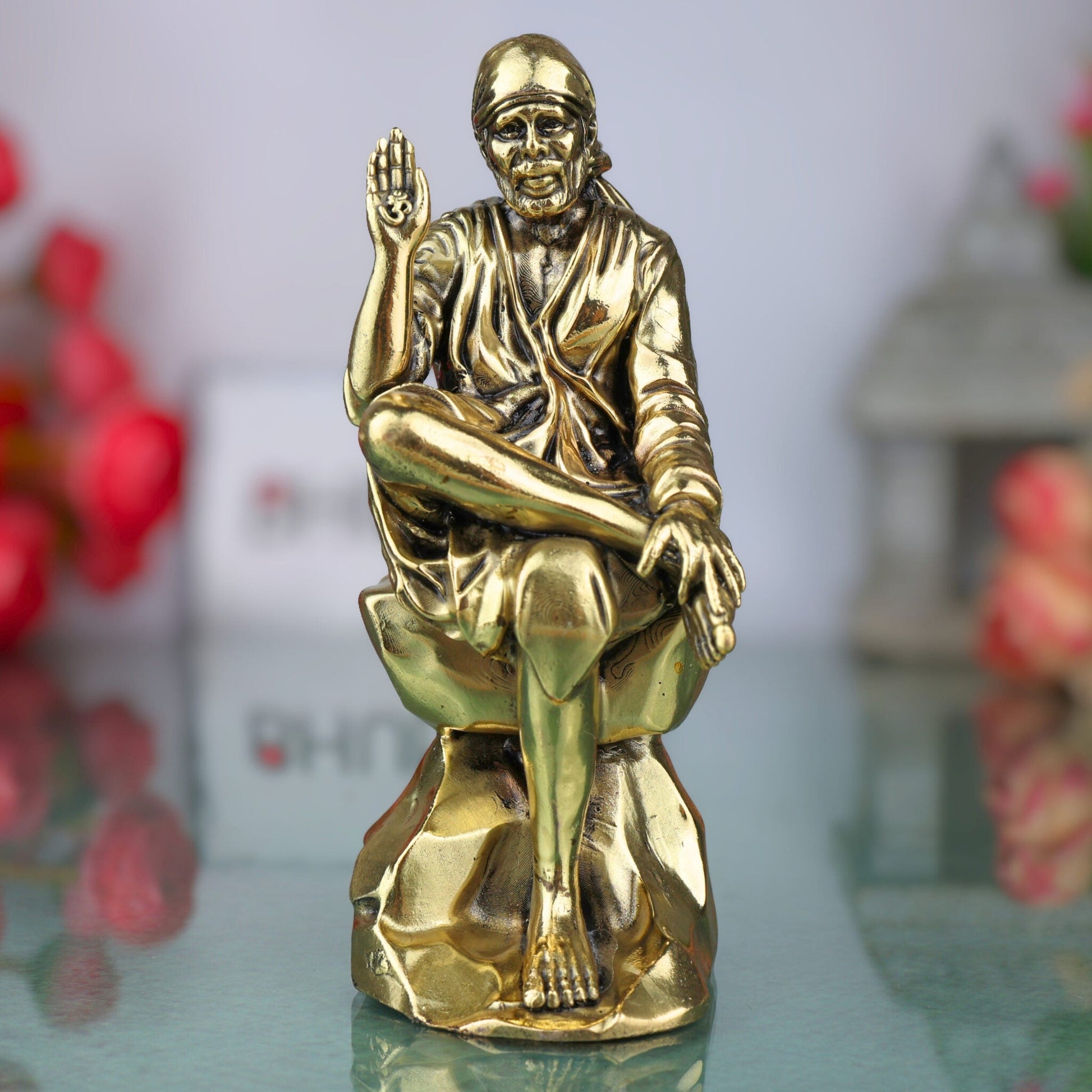 Brass Sai Baba Idol, Shirdi Sai Baba Murti, Sri Sai Maharaj Vigraha, Peetal Statue for Pooja, Home Decor & Spiritual Gifts, Gold, 4.5 Inch, 1 Piece