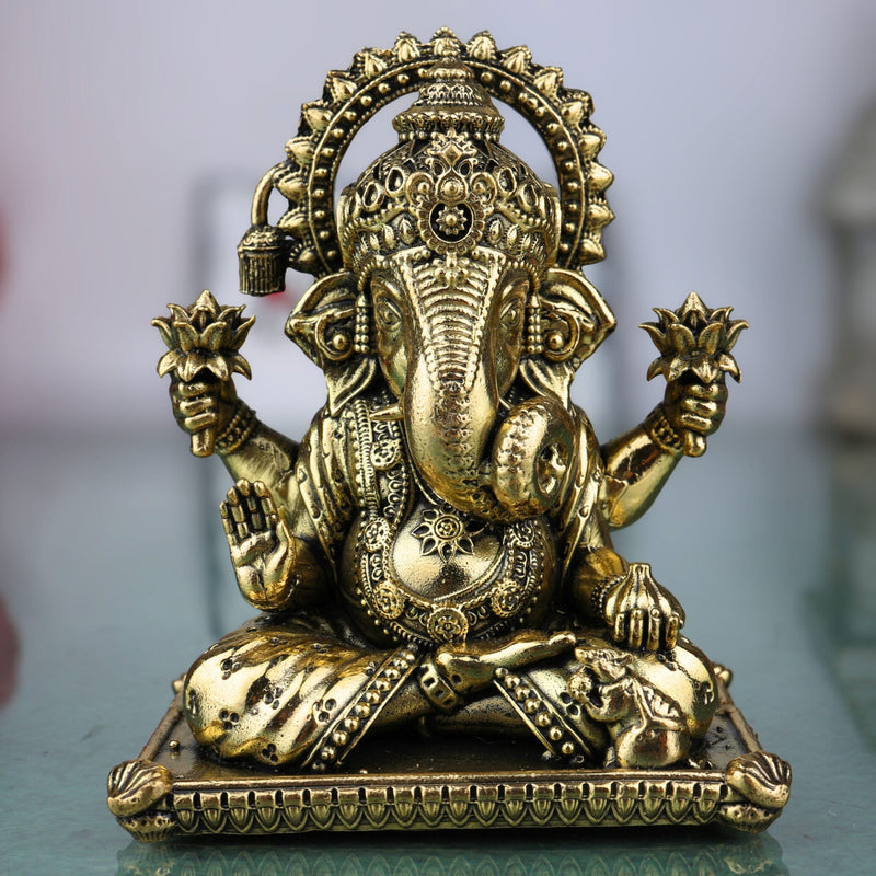 Brass Ganesha Idol Ganapati Vinayaka Murti Vighnaharta Ganesh Statue for Pooja Mandir Home Decor Showpiece Spiritual Gift Sculpture, Gold, 4 Inch, 1 Piece