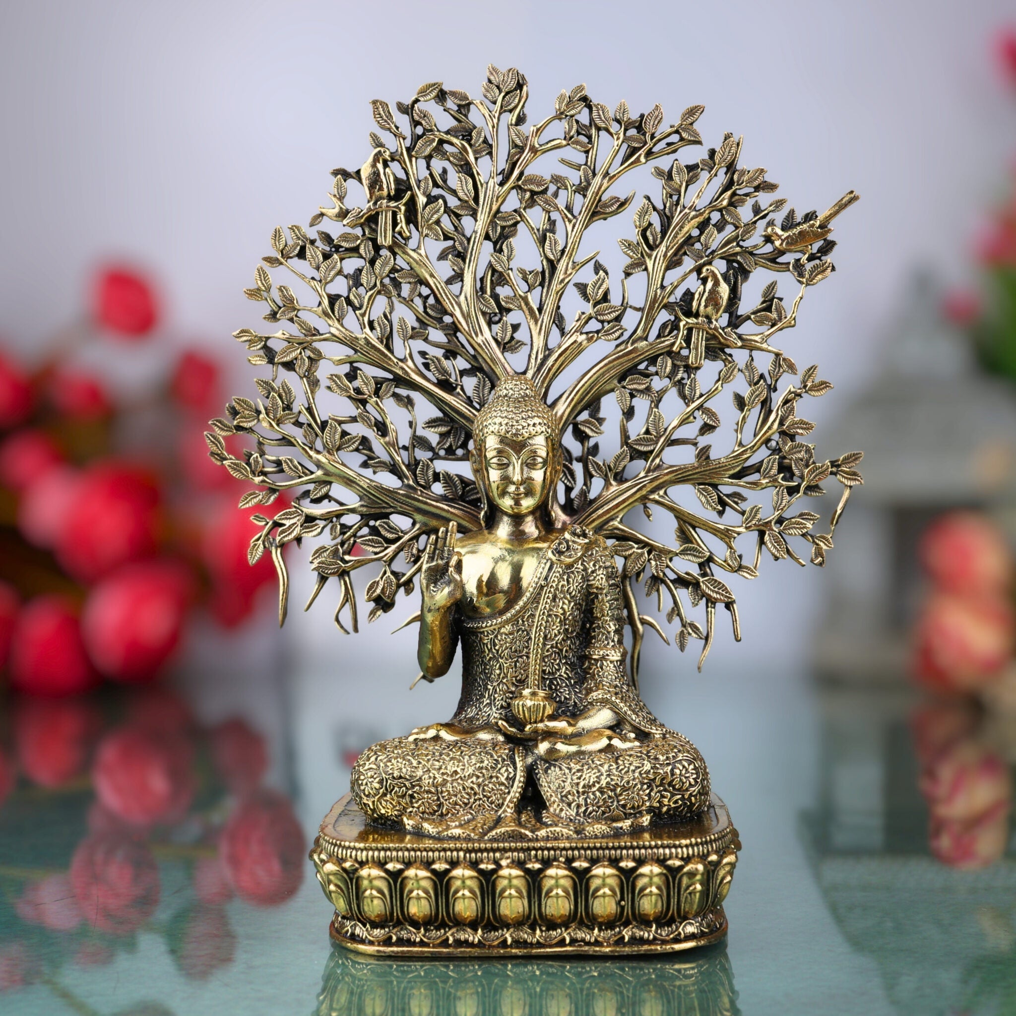 Brass Buddha Idol, Gautam Buddha Statue, Shakyamuni Murti, Siddhartha Gautama Vigraha, Meditating & Sitting Buddha Sculpture for Pooja & Home Decor, Gold, 6.5 Inch, 1 Piece