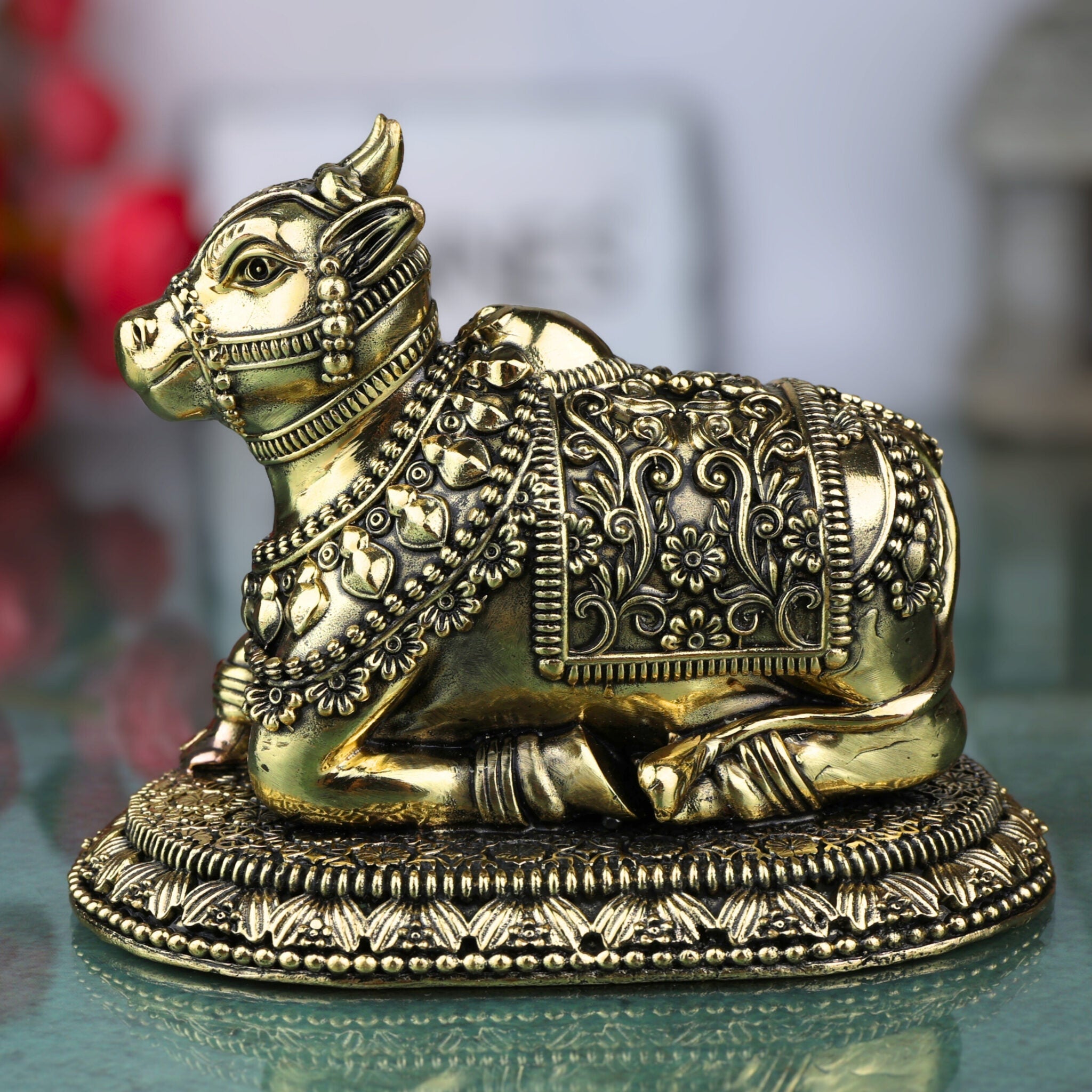 Brass Nandi Idol, Handcrafted Nandikeshwara Murti, Sacred Bull of Shiva, Decorative Pooja Statue, Home & Temple Showpiece, Gold, 4 Inch, 1 Piece