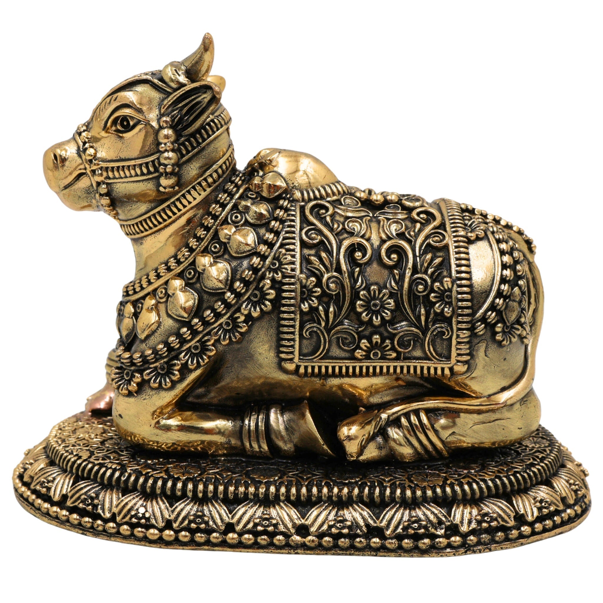 Brass Nandi Idol, Handcrafted Nandikeshwara Murti, Sacred Bull of Shiva, Decorative Pooja Statue, Home & Temple Showpiece, Gold, 4 Inch, 1 Piece