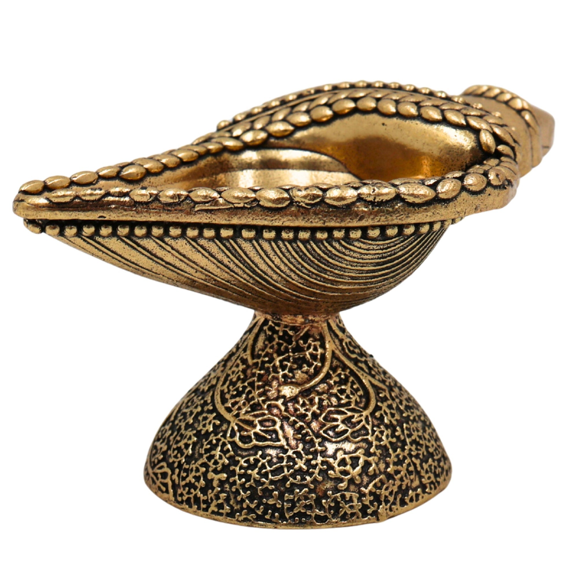 Brass Shanka Diya, Peetal Shankh Deepam, Pittal Shankh Lamp, Hittale Shankh Deepak, Ashtadhatu Shanku Chakra Diya for Pooja, Temple Decor & Diwali Oil Lamp, Gold, 1.5 Inch, 1 Piece