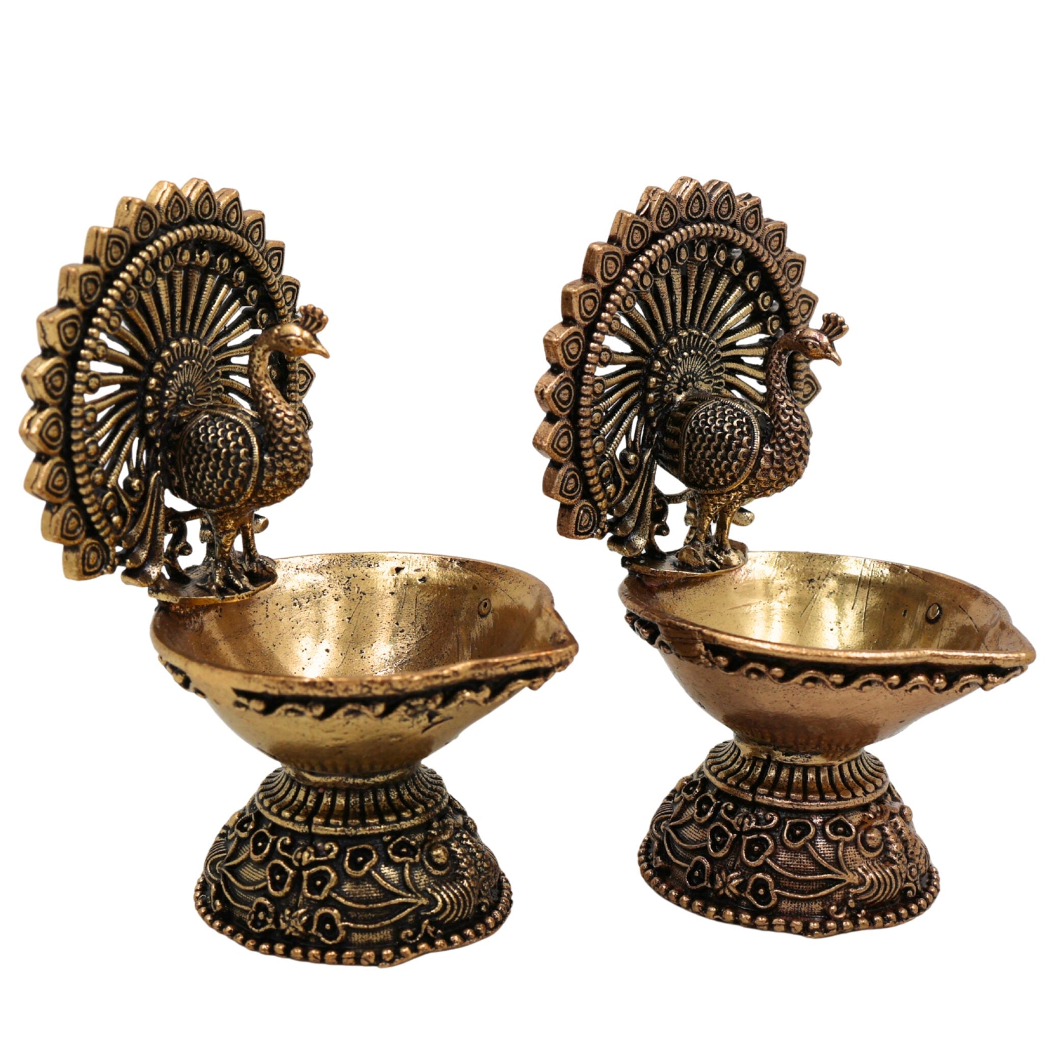 Brass Handcrafted Peacock Diya, Mayura Deepam, Mor Pankh Oil Lamp, Traditional Mor Pital Puja Lamp for Festival, Temple & Home Decor, Gold, 3 Inch, 2 Piece