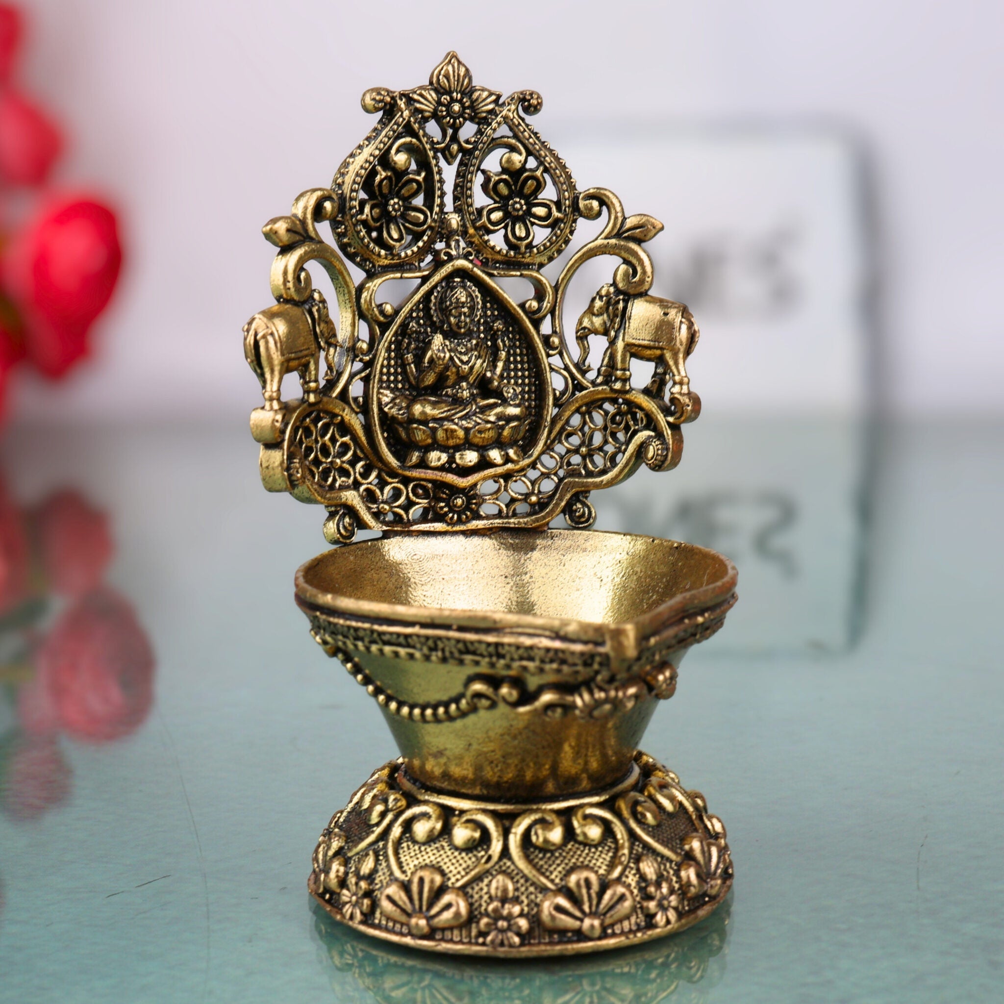 Brass Gaja Lakshmi Lamp, Handcrafted Lakshmi Murti, Pooja Deepam, Kuthu Vilakku, Temple Decor, Spiritual Showpiece, Gold, 4 Inch, 1 Piece