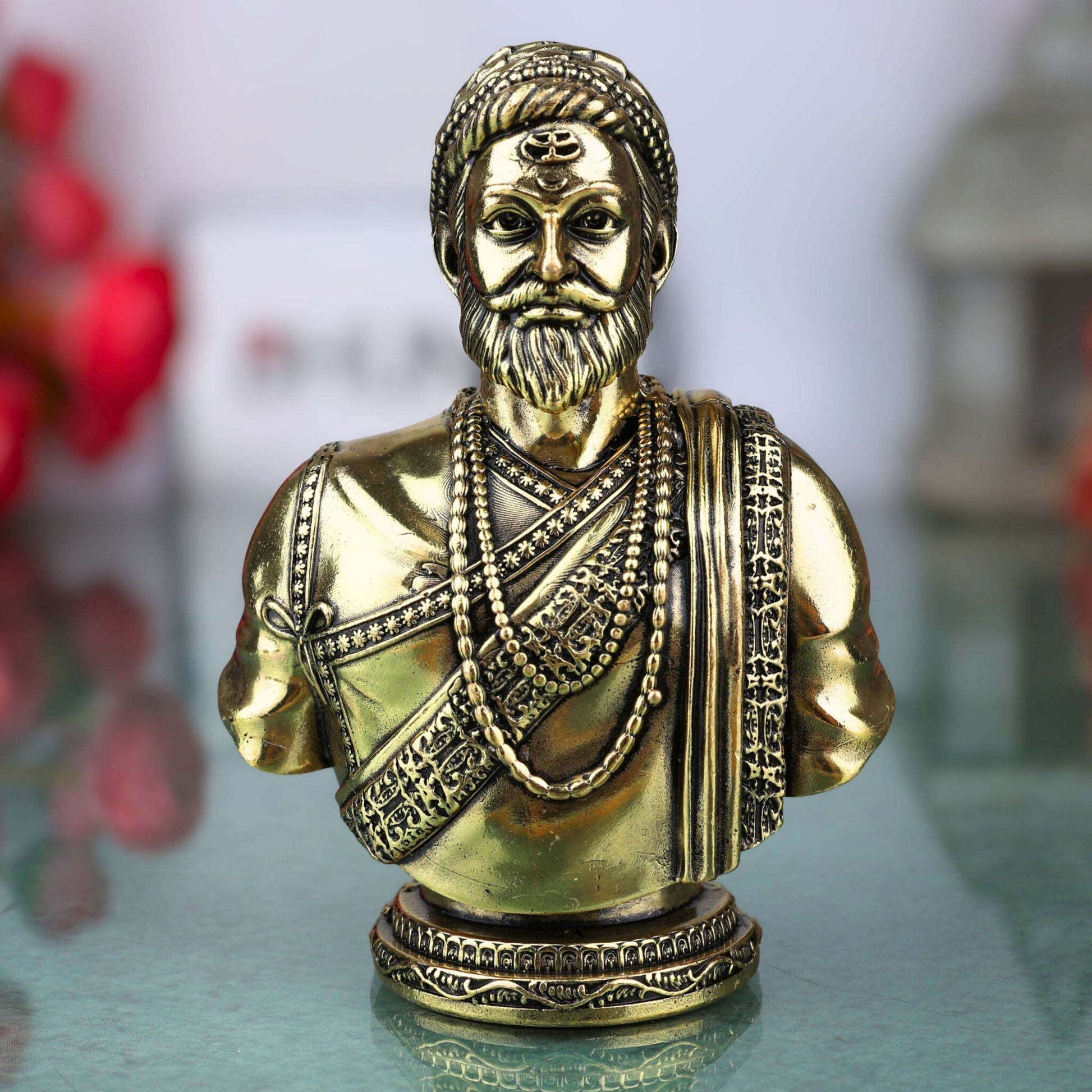 Brass Shivaji Maharaj Idol, Chhatrapati Shivaji Murti, Raje Shivaji Vigraha, Bhonsle Sculpture for Pooja, Home Decor & Gifts, Gold, 4 Inch, 1 Piece