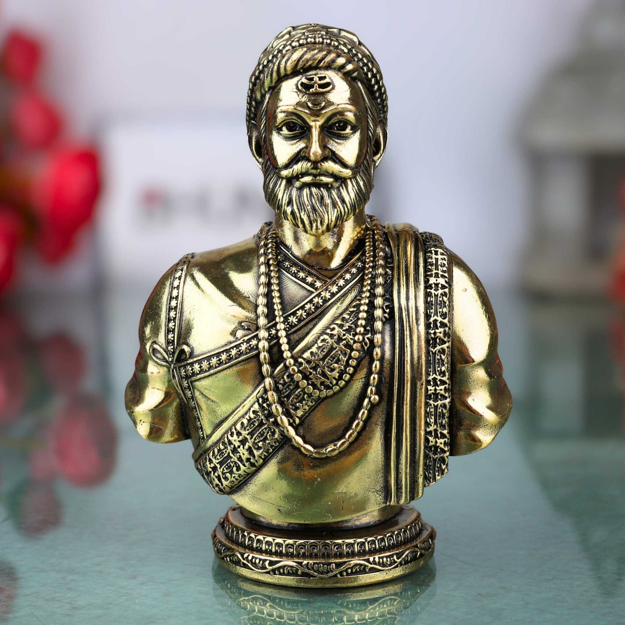 Brass Shivaji Maharaj Idol, Chhatrapati Shivaji Murti, Raje Shivaji Vigraha, Bhonsle Sculpture for Pooja, Home Decor & Gifts, Gold, 4 Inch, 1 Piece