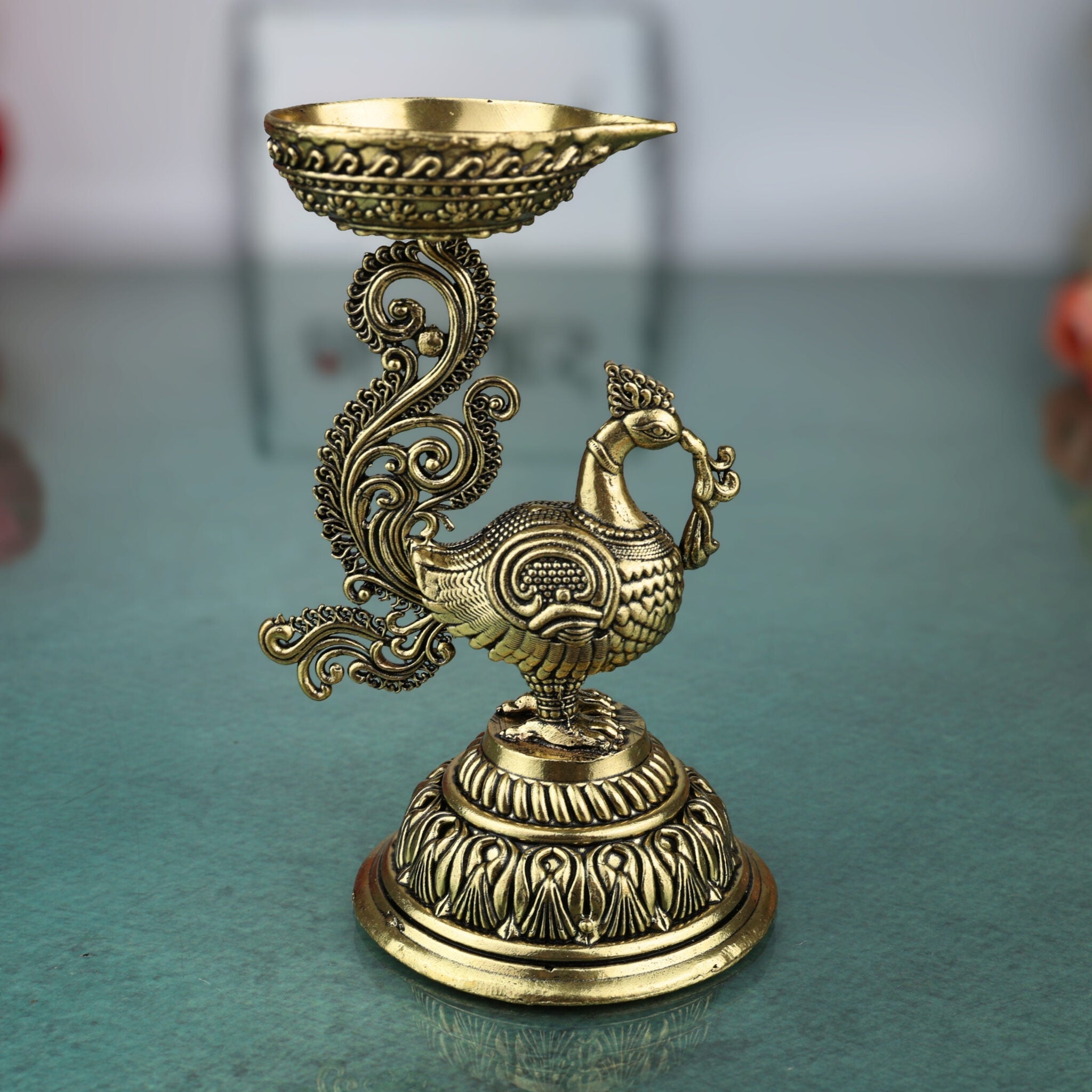 Brass Peacock Diya | Mayura Deepam | Mor Pankh Oil Lamp | Traditional Peacock Vilakku | Temple Pooja Lamp | Festival Decorative Deepak | Handcrafted Brass Mor Deepak, Gold, 4.5 Inch, 1 Piece