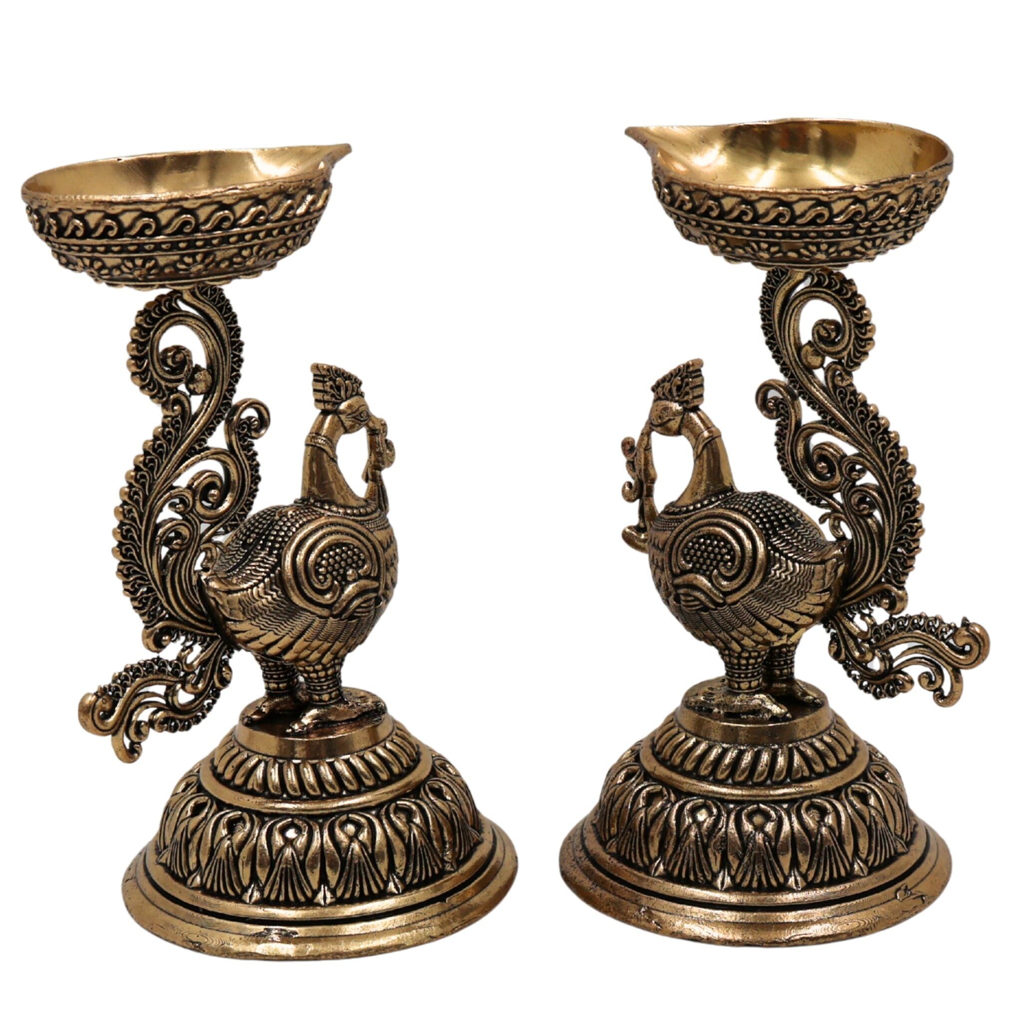 Brass Peacock Diya | Mayura Deepam, Mor Pankh Diya, Mayil Vilakku | Handcrafted Temple Oil Lamp for Puja, Festival, Wedding Decor, Gold, 4.5 Inch, 2 Piece
