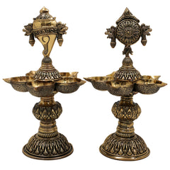 Brass Shankh Chakra Diya Pair – Shankh Chakra Deepam, Vishnu Shankh Chakra Oil Lamp, Handcrafted Puja & Home Temple Sculpture, Spiritual Aarti Lamp for Diwali, Navaratri, Ganesh Chaturthi, Gold, 8.5 Inch, 2 Piece