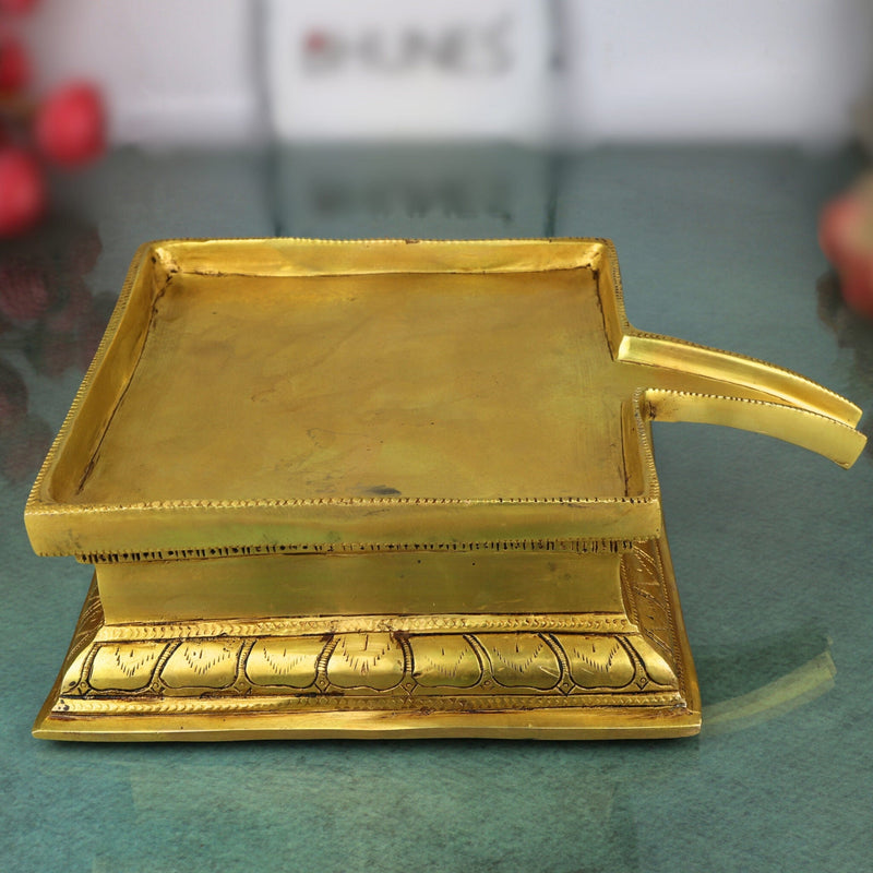 Brass Abhisheka Patra / Somsutra, Handcrafted Pooja Kalash, Devotional Snana Patra, Temple Ritual Vessel, Peetal / Pittal Hindu Pooja, Gold, 3 Inch, 1 Piece
