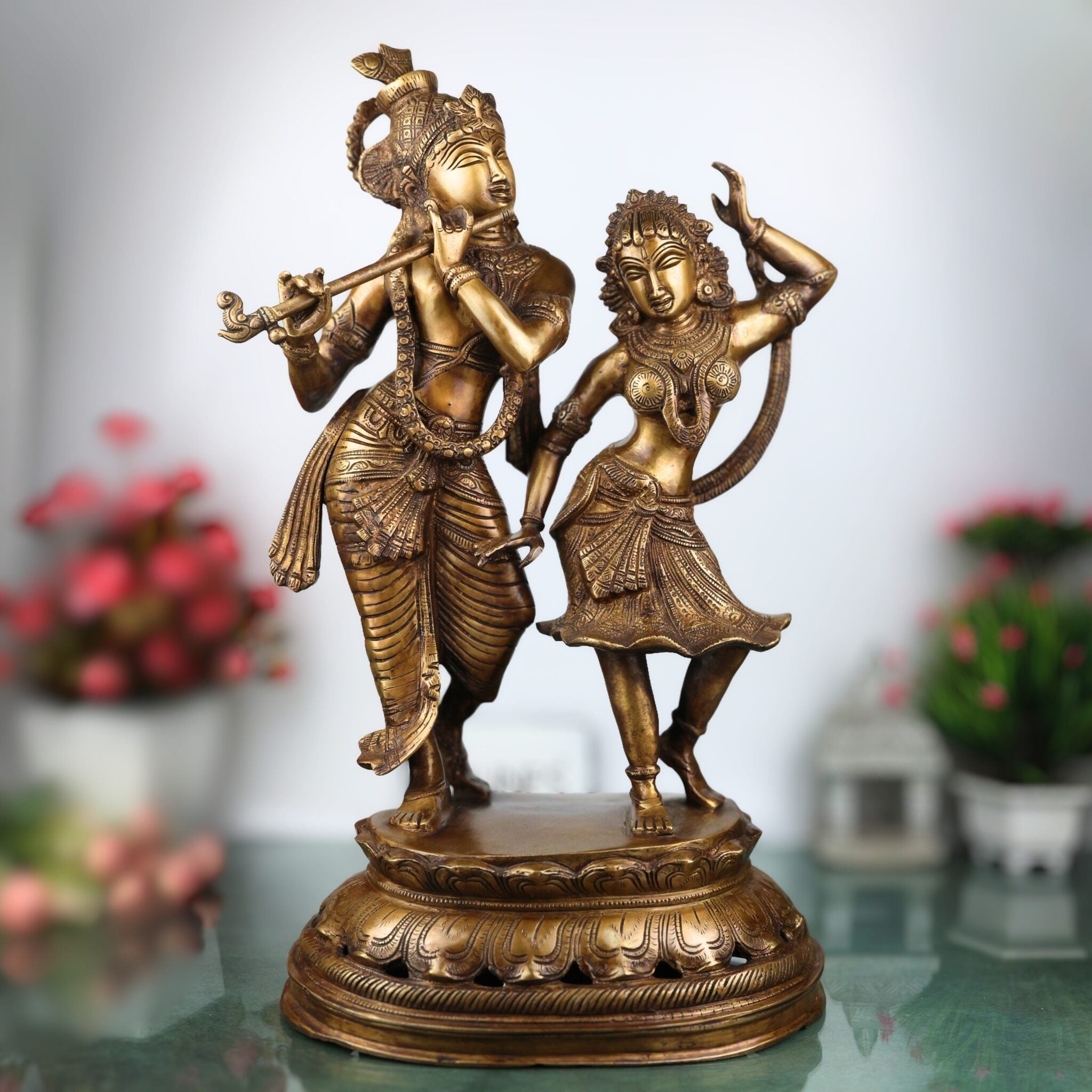 Brass Handcrafted Radha Krishna Idol, Hindu Deity Statue, Krishna Radha Sculpture for Pooja, Home Decor & Gifts, Gold, 23 Inch, 1 Piece