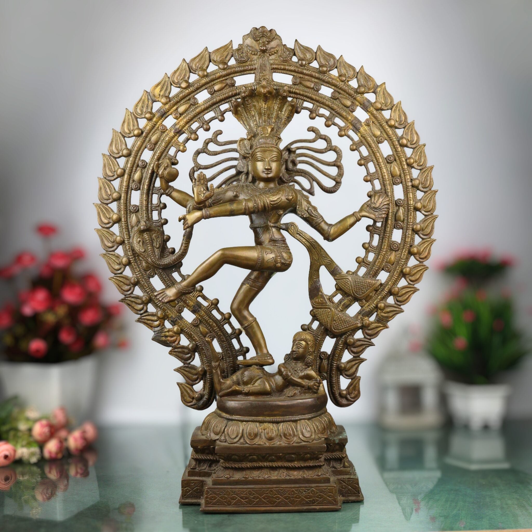 Brass Nataraja Idol, Handcrafted Shiva Murti, Lord Shiva Dancing Statue, Tandava Sculpture for Pooja, Home Decor & Gifts, Brown, 22.5 Inch, 1 Piece