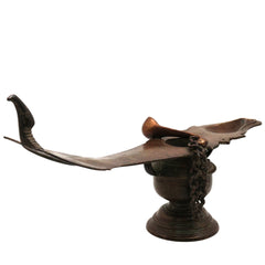 Brass Antique Kerala Lamp | Handcrafted Nilavilakku Deepam for Pooja, Temple & Home Décor, Gold, 7 Inch, 1 Piece