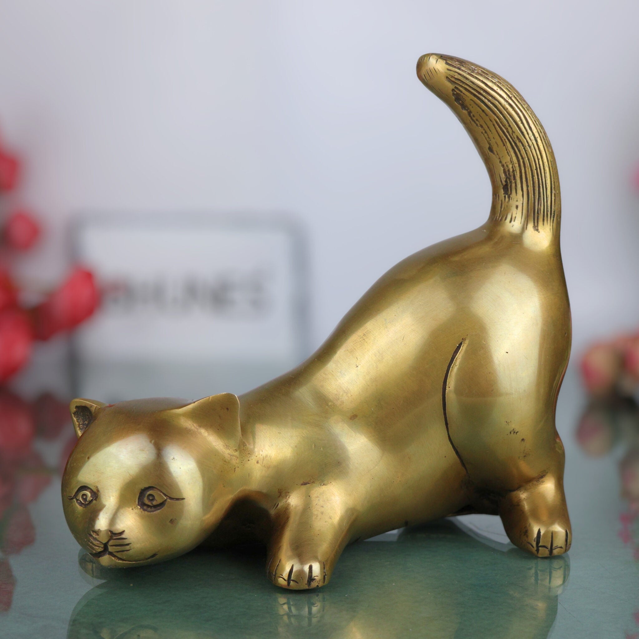 Brass Handcrafted Cat Idol, Peetal Billi Statue, Pital Poonai Figurine, Marjari Murti, Pittal Bekku, Gold, 7 Inch, 1 Piece