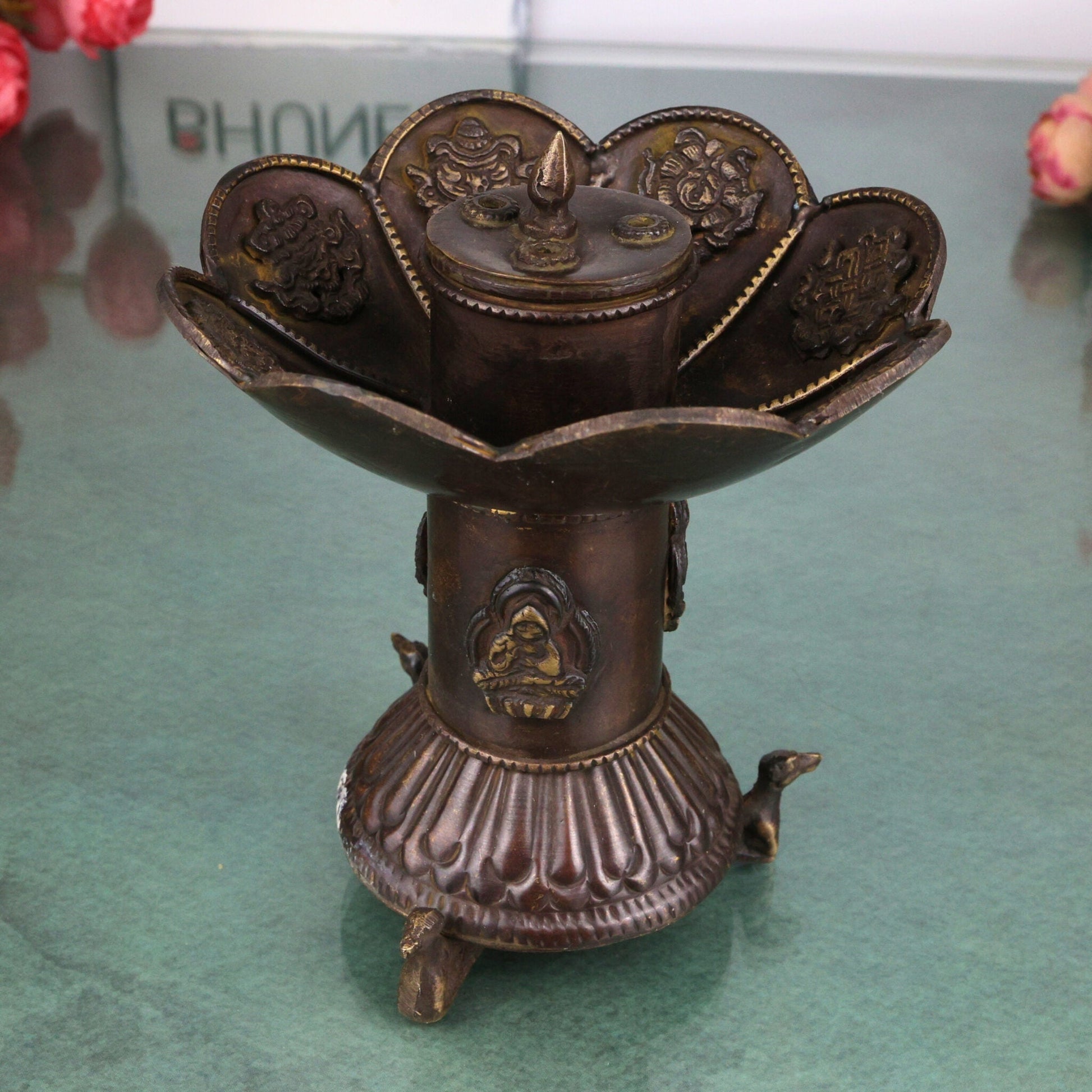 Brass Premium Doopadani | Peetal Dhoop Dani | Pittal Sambrani Holder | Handcrafted Puja Dhoop Burner for Home Temple & Aarti, Brown, 6 Inch, 1 Piece