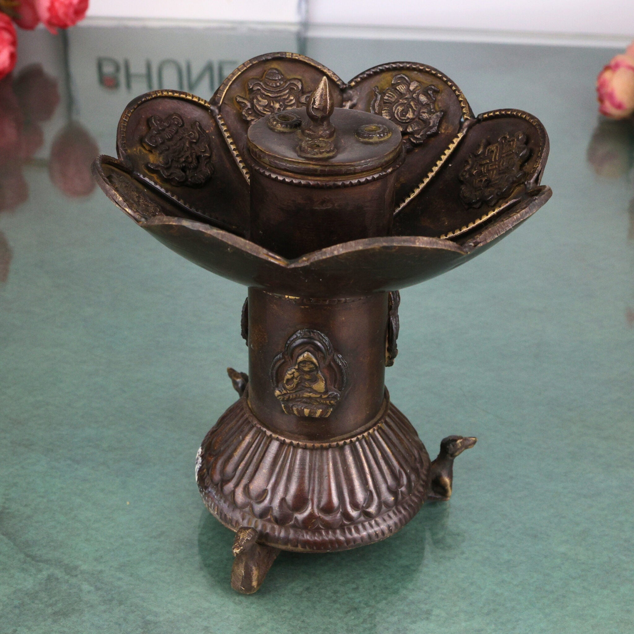 Brass Premium Doopadani | Peetal Dhoop Dani | Pittal Sambrani Holder | Handcrafted Puja Dhoop Burner for Home Temple & Aarti, Brown, 6 Inch, 1 Piece