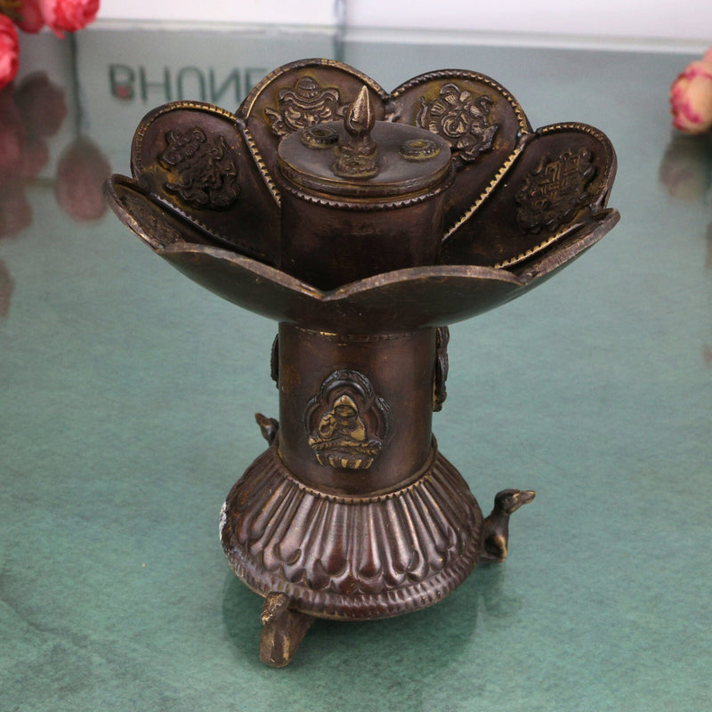 Brass Premium Doopadani | Peetal Dhoop Dani | Pittal Sambrani Holder | Handcrafted Puja Dhoop Burner for Home Temple & Aarti, Brown, 6 Inch, 1 Piece