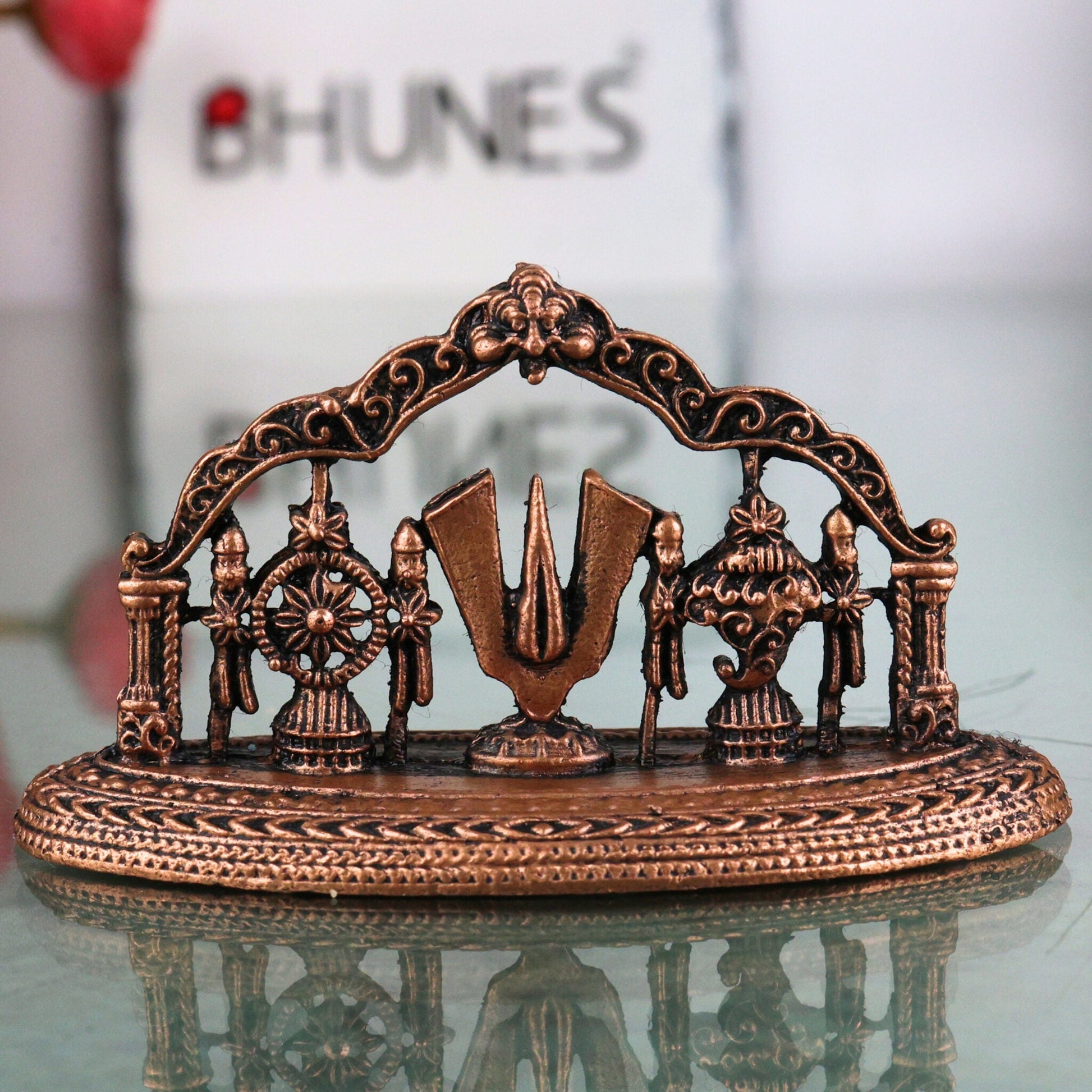 Copper Balaji Symbols, Tamra Venkateswara Shanka Chakra Namam, Tirupati Govinda Srinivasa Perumal Pooja Gift, Brown, 1.5 Inch, 1 Piece