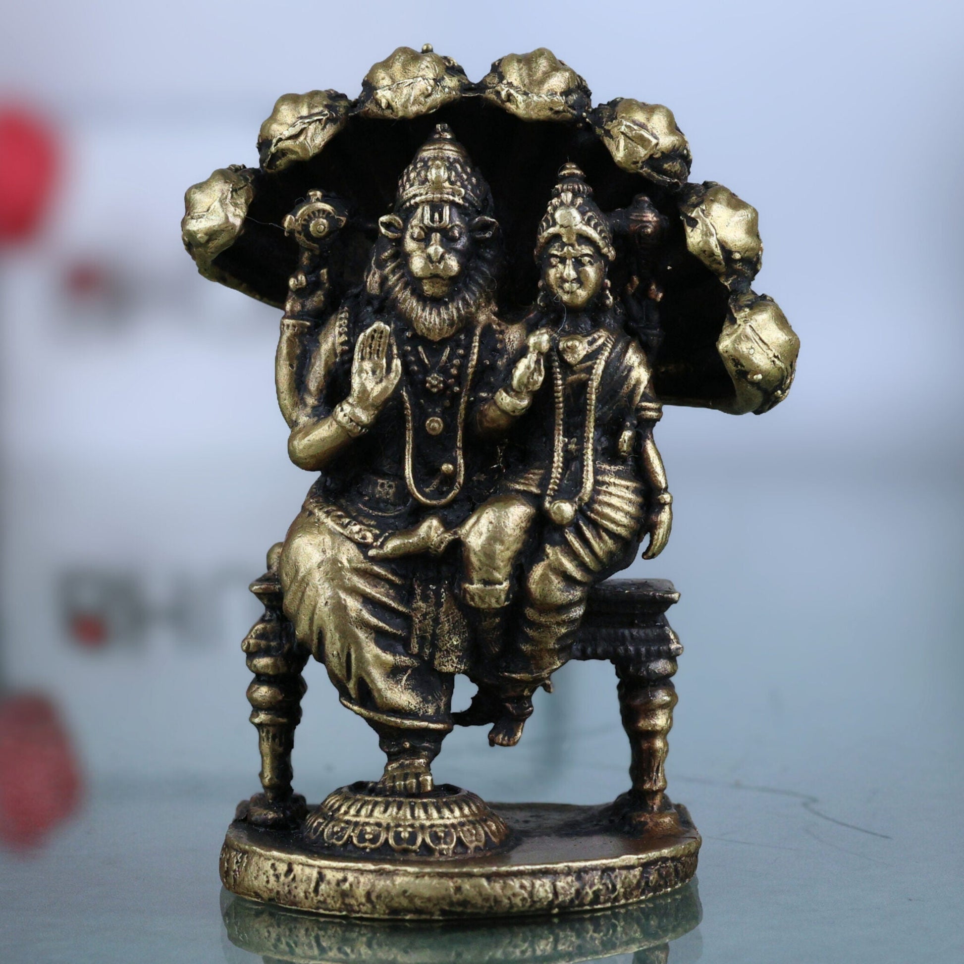 Brass Lakshmi Narasimha Idol, Laxmi Narasimha Murti, Peetal Narasimha Lakshmi Vigraham, Pital Lakshmi Narasimha Statue for Pooja Decor, Gold, 2.5 Inch, 1 Piece