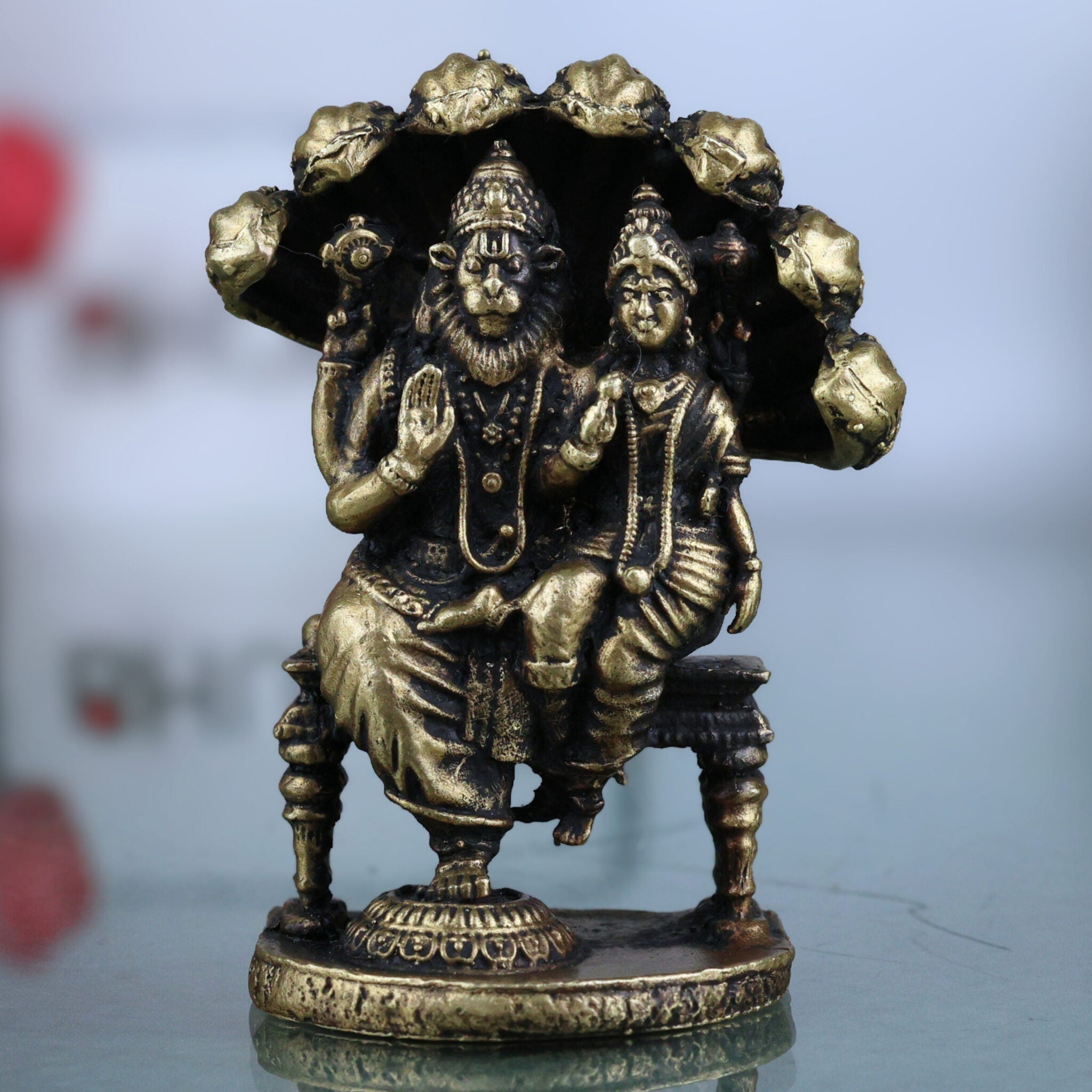 Brass Lakshmi Narasimha Idol, Laxmi Narasimha Murti, Peetal Narasimha Lakshmi Vigraham, Pital Lakshmi Narasimha Statue for Pooja Decor, Gold, 2.5 Inch, 1 Piece