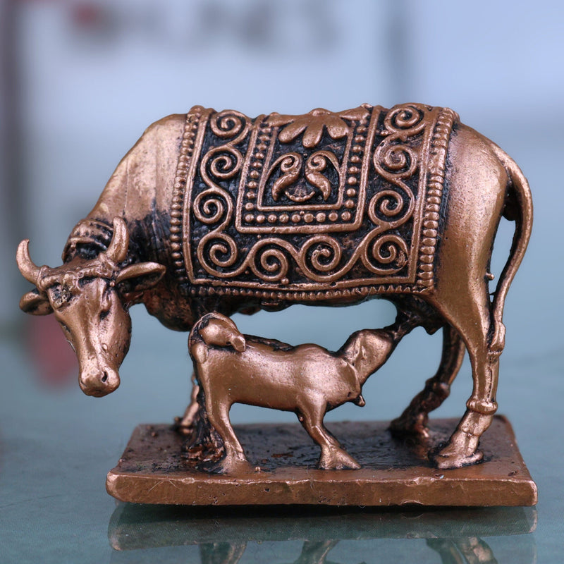 Pure Copper Kamadhenu Idol, Tamra Gomata Surabhi Cow Statue, Handcrafted Thamira Kamadhenu Murti for Pooja, Home Decor & Prosperity, Brown, 1.5 Inch, 1 Piece