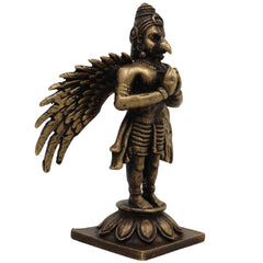 Brass Garuda Dev Idol, Handcrafted Vishnu Vahana Garudar Murti, Pakshiraja Vainateya Statue, Pital Garuda Bhagwan Vigraham for Puja & Home Decor, Gold, 3 Inch, 1 Piece