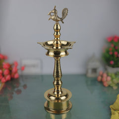 Handcrafted Brass Kuthu Vilakku Deepam Diya, Traditional Temple Pital Lamp, Indian Oil Deepak for Pooja, Aarti & Home Décor, Gold, 21.5 Inch, 1 Piece