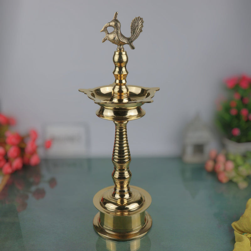 Handcrafted Brass Kuthu Vilakku Deepam Diya, Traditional Temple Pital Lamp, Indian Oil Deepak for Pooja, Aarti & Home Décor, Gold, 21.5 Inch, 1 Piece