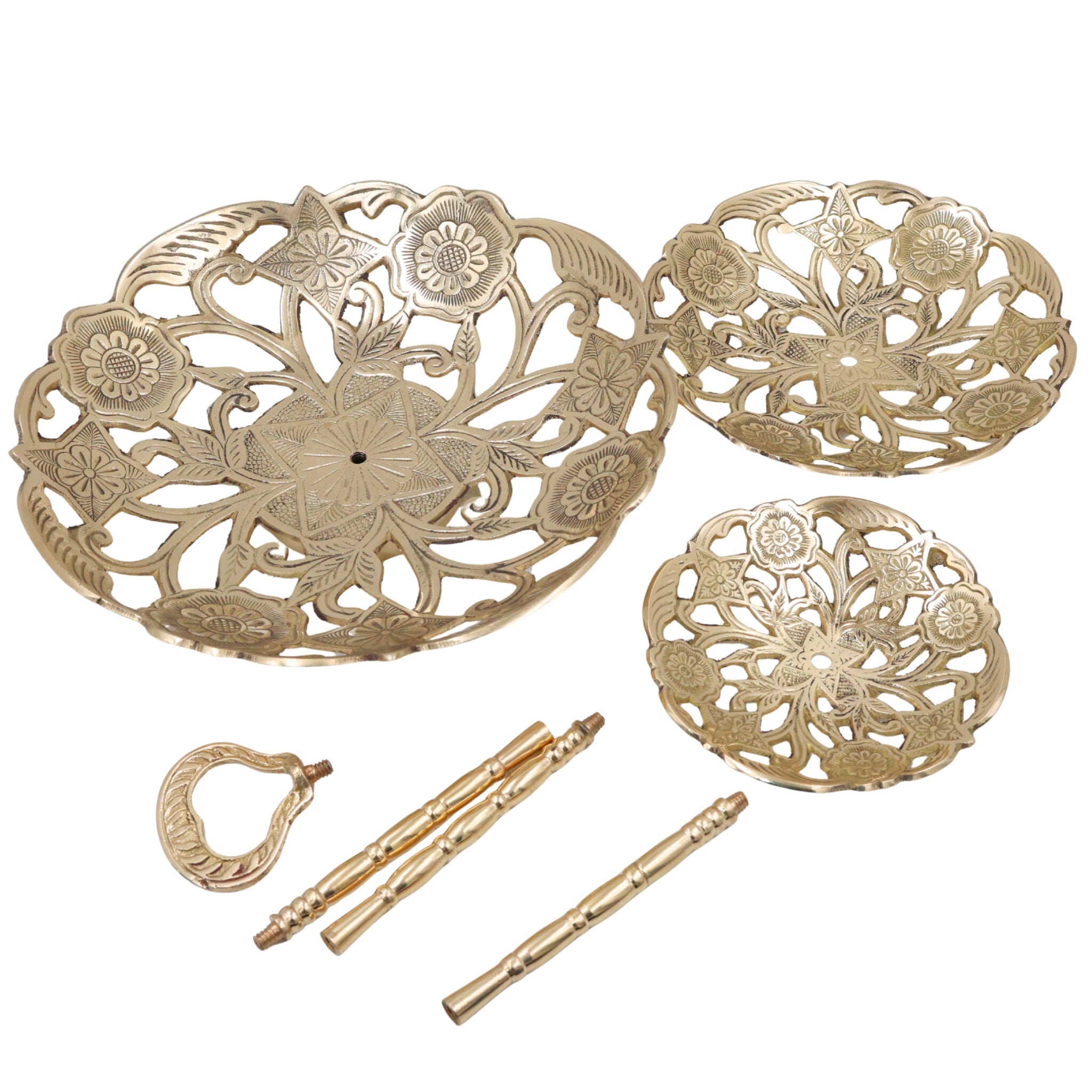 Handcrafted Brass Dry Fruit Stand, Peetal Pital Pittalam Pitala Hitale Dry Fruit Box, Decorative Brass Dry Fruit Platter & Serving Tray for Gifting & Home Décor, Gold, 15.5 Inch, 1 Piece