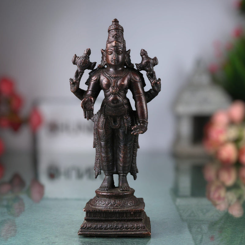 Copper Vishnu Idol Tamra Narayana Murti Padmanabha Govinda Statue for Puja Home Decor Lakshmipati Chakrapani Sculpture Spiritual Hindu God Figurine, Brown, 6.5 Inch, 1 Piece