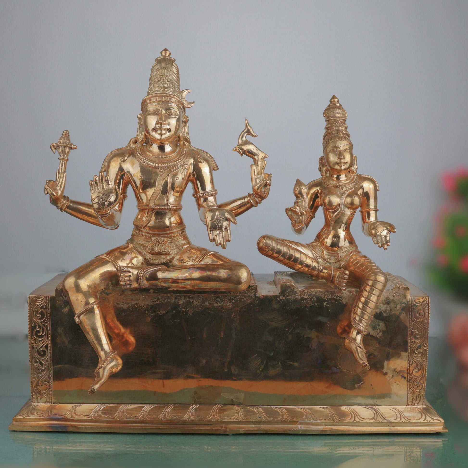 Handcrafted Bronze Shiva Parvati Idol Umamaheshwara Gauri Shankar Shiv Shakti Vigraham Chola Art South Indian Temple Sculpture, Gold, 16.5 Inch, 1 Piece