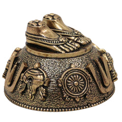Brass Balaji Charan Paduka Idol, Lord Venkateswara Srinivasa Govinda Perumal Tirupati Tirumala Sacred Footprint for Puja & Home Mandir, Gold, 1 Inch, 1 Piece
