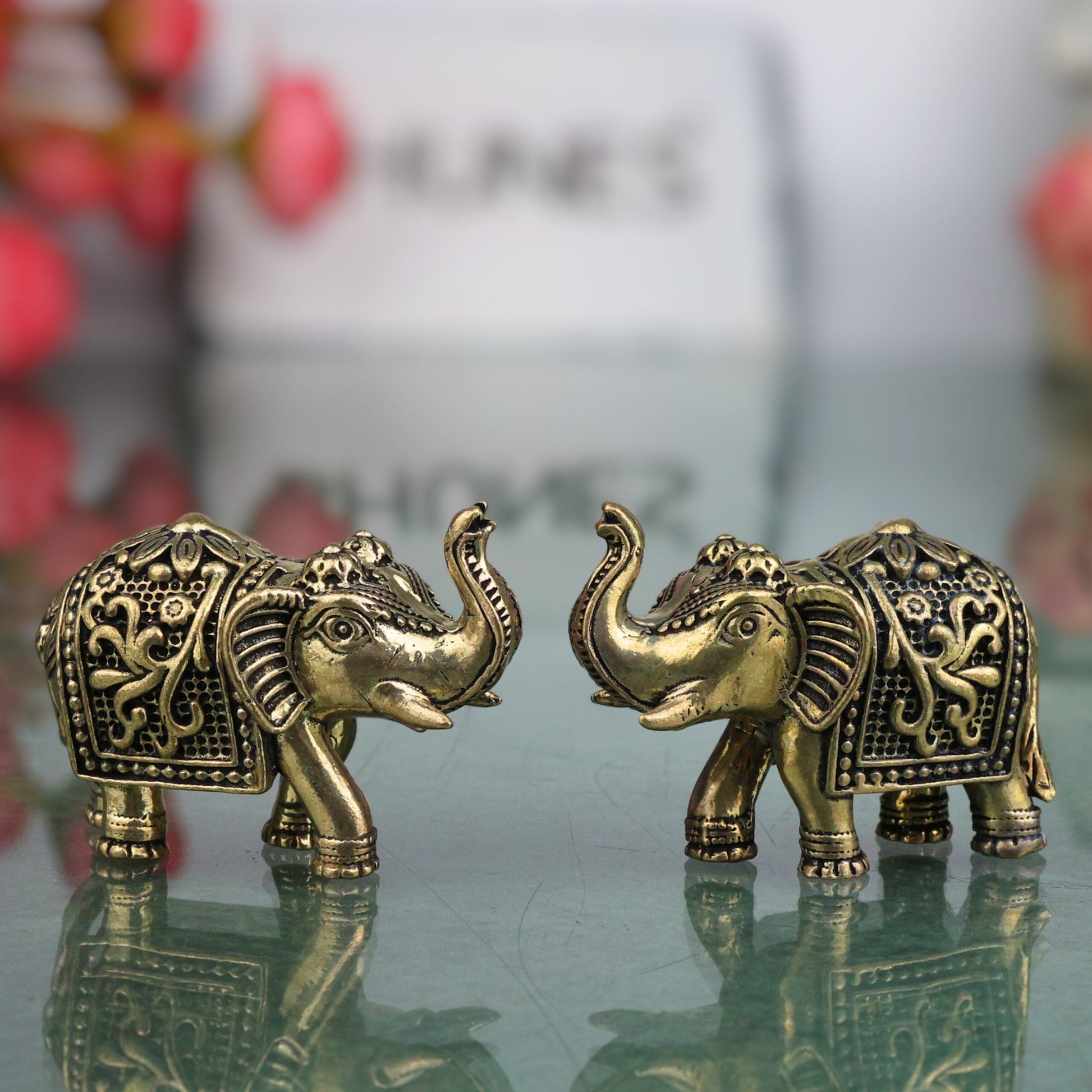 Brass Elephant Pair, Gaj Hathi Yanai Aanai Peetal Pittal Mini Idol for Pooja Vastu Decor, Gold, 1 Inch, 2 Piece