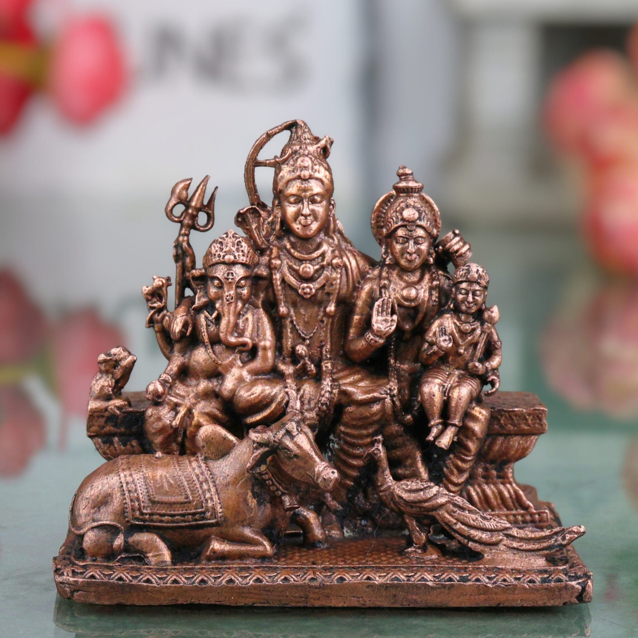 Copper Shivaparivar Idol, Handcrafted Shiva Family Vigraham Murti, Mahadev Parivar Moorti for Home Puja & Decor, Brown, 2.5 Inch, 1 Piece
