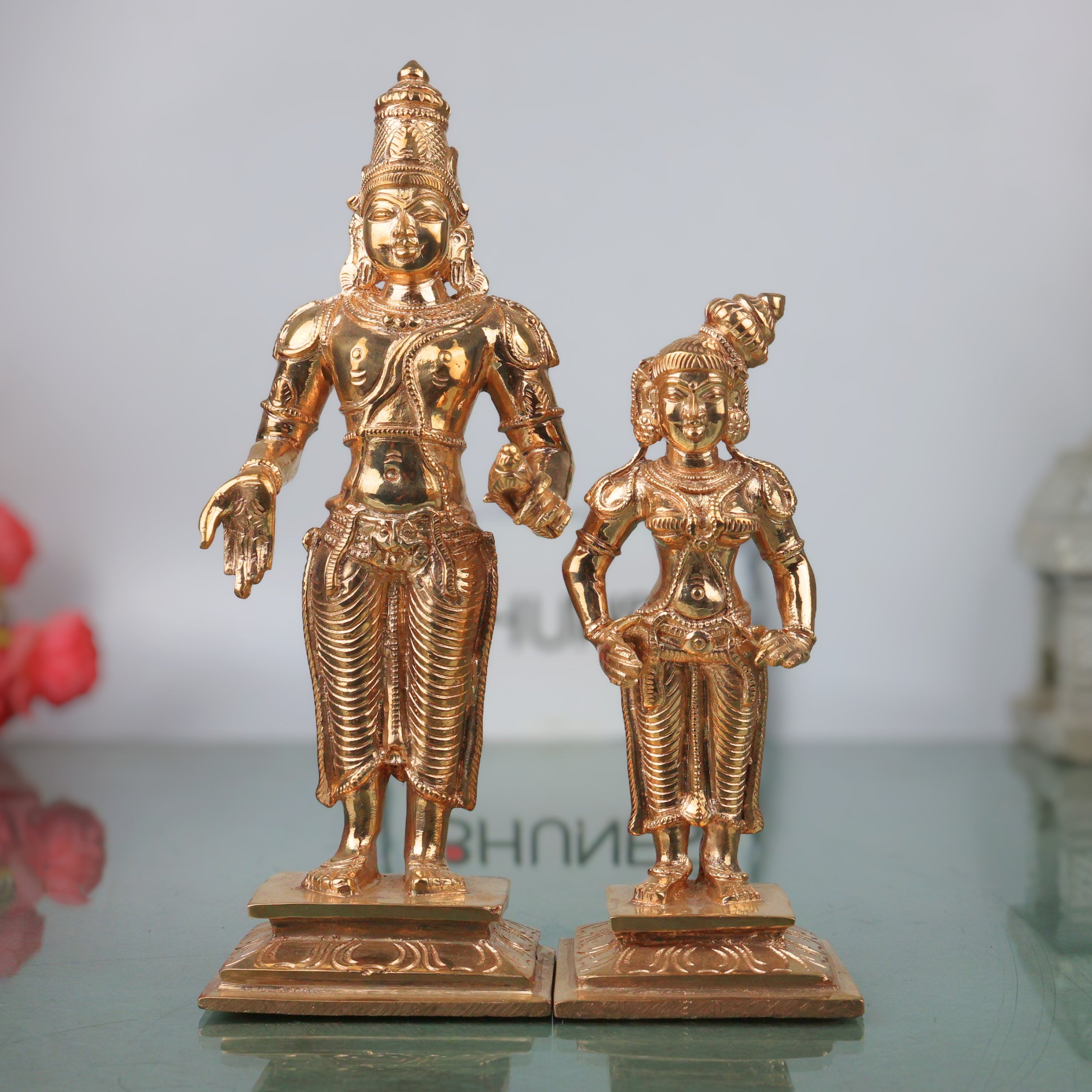 Bronze Vittal Rukmini Idol Panchaloha Panduranga Vithoba Rakhumai Murti Vitthal Rukmini Devi Statue Panchaloha Style Puja Vigraha Home Temple Decor, Gold, 8 Inch, 1 Piece
