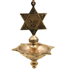 Brass Hanging Lamp with Star, Thooku Vilakku Hanging Diya, Temple Chain Deepam, Traditional Pooja Hanging Deepak, Kerala Style Nilavilakku Vilakku, Mandir Devghar Oil Lamp Decor for Home Temple Diwali Aarti Pooja, Gold, 22 Inch (Including Chain), 1 Piece