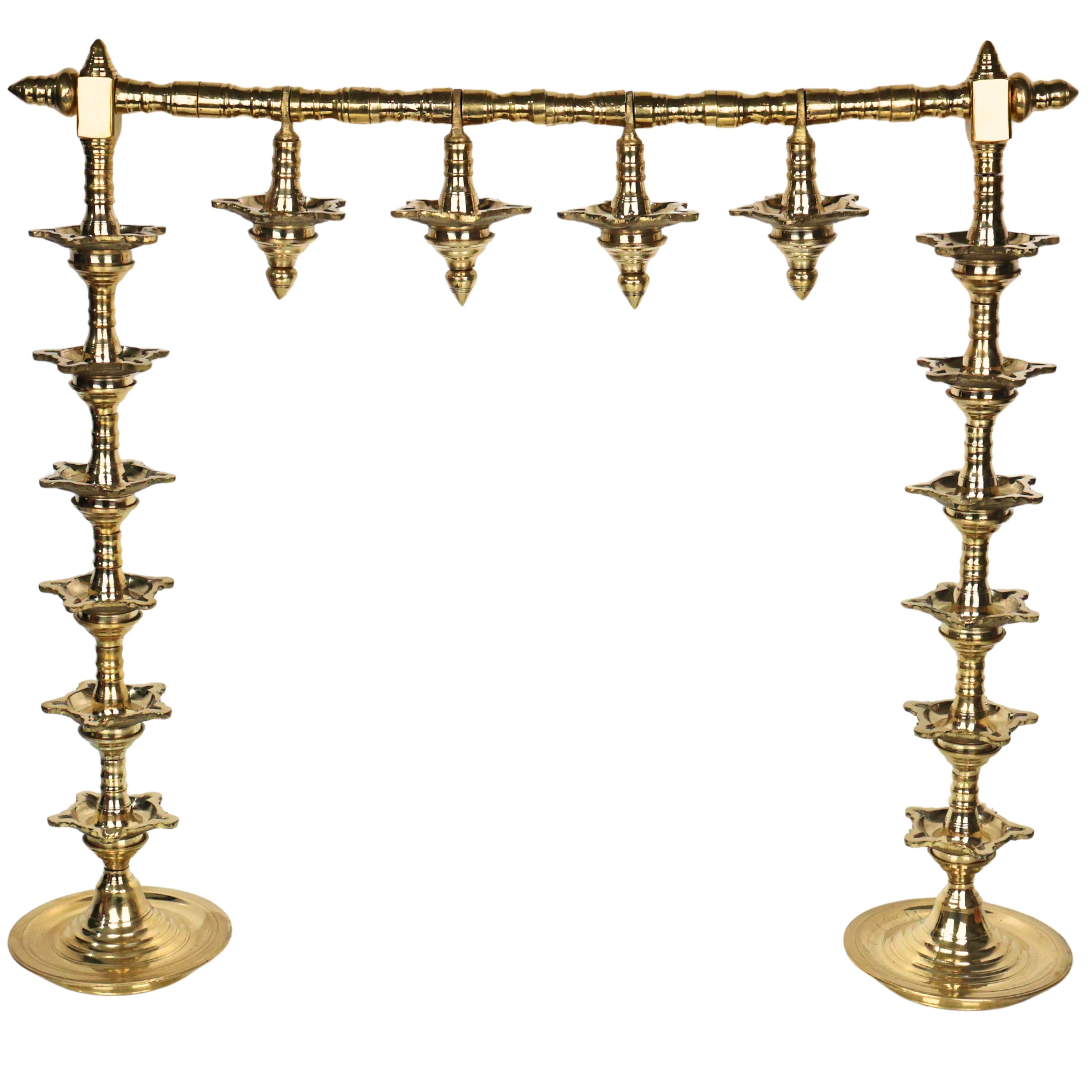 Brass Lamp Stand Deepa Stambh Kuthu Vilakku Nilavilakku Samai Pooja Deepam Stand Traditional Peetal Pittalai Vilakku Diya Stand Temple Lamp Stand Heavy Brass Akhand Jyot Pooja Lamp Stand 56 cm, Gold, 22 Inch, 1 Piece