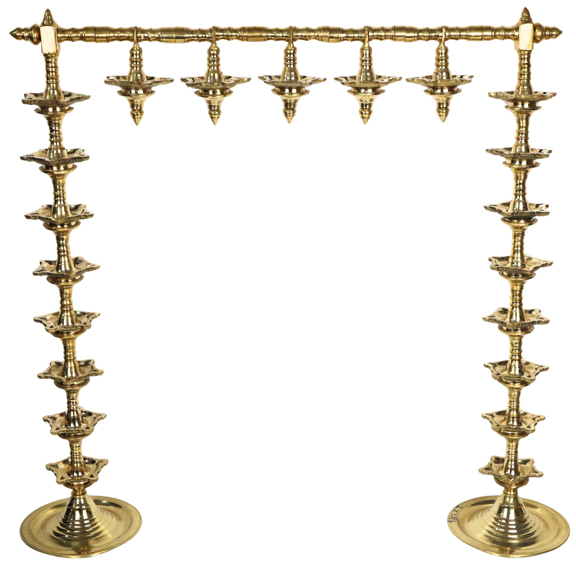 Brass Traditional Deepa Stambh Lamp Stand Kuthu Vilakku Nilavilakku Samai Peetal Pittalai Temple Pooja Oil Lamp Stand Large Floor Diya Stand South Indian Mandir Deepam Stand Decorative Brass Vilakku, Gold, 30.5 Inch, 1 Piece