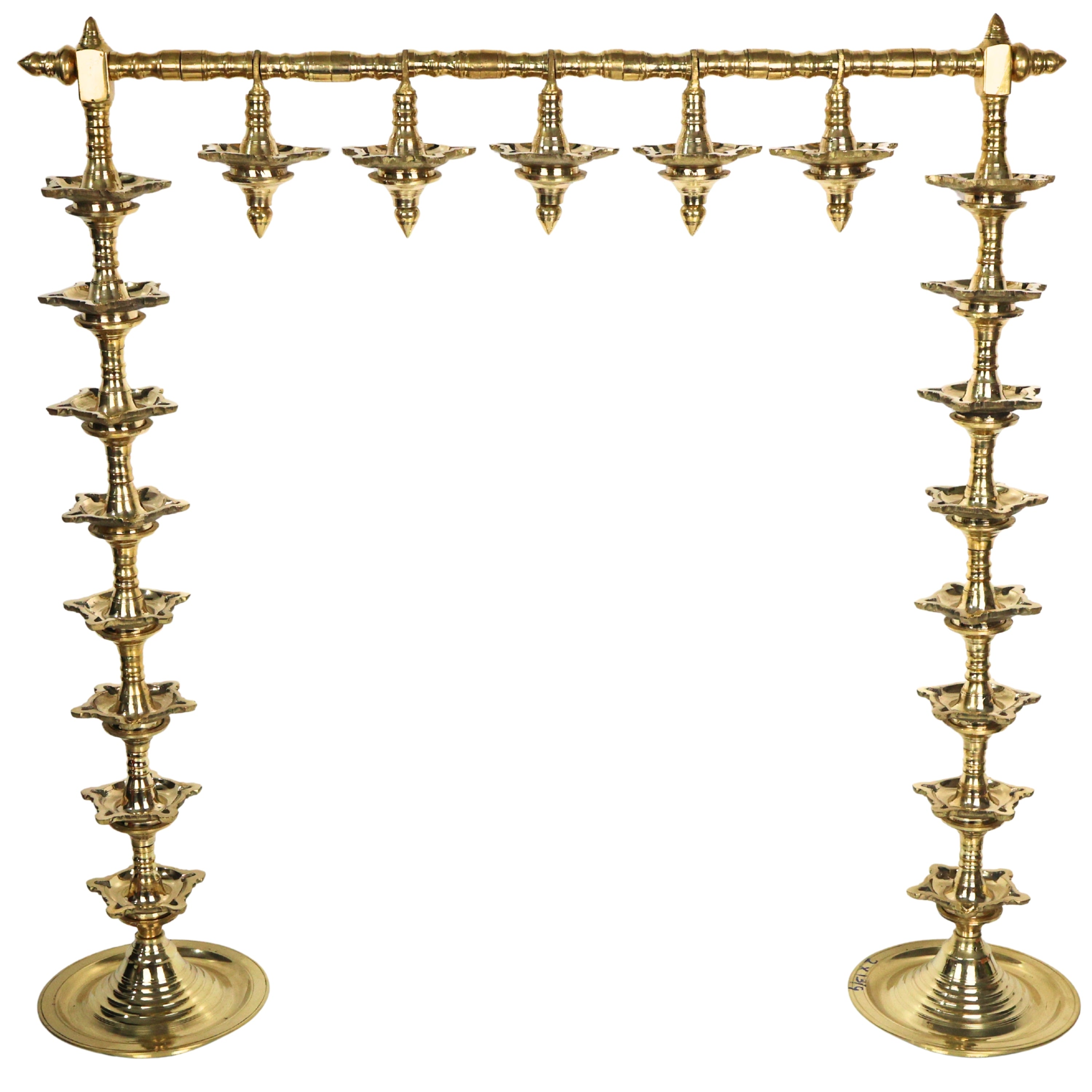 Brass Traditional Deepa Stambh Lamp Stand Kuthu Vilakku Nilavilakku Samai Peetal Pittalai Temple Pooja Oil Lamp Stand Large Floor Diya Stand South Indian Mandir Deepam Stand Decorative Brass Vilakku, Gold, 30.5 Inch, 1 Piece