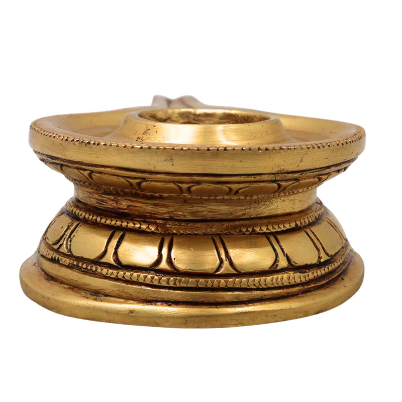 Brass Shaligram Stand Peetham Saligram Yoni Base Puja Chowki Mandir Asana Peetal Pital Pittal Simhasanam Holder, Gold, 1.5 Inch, 1 Piece