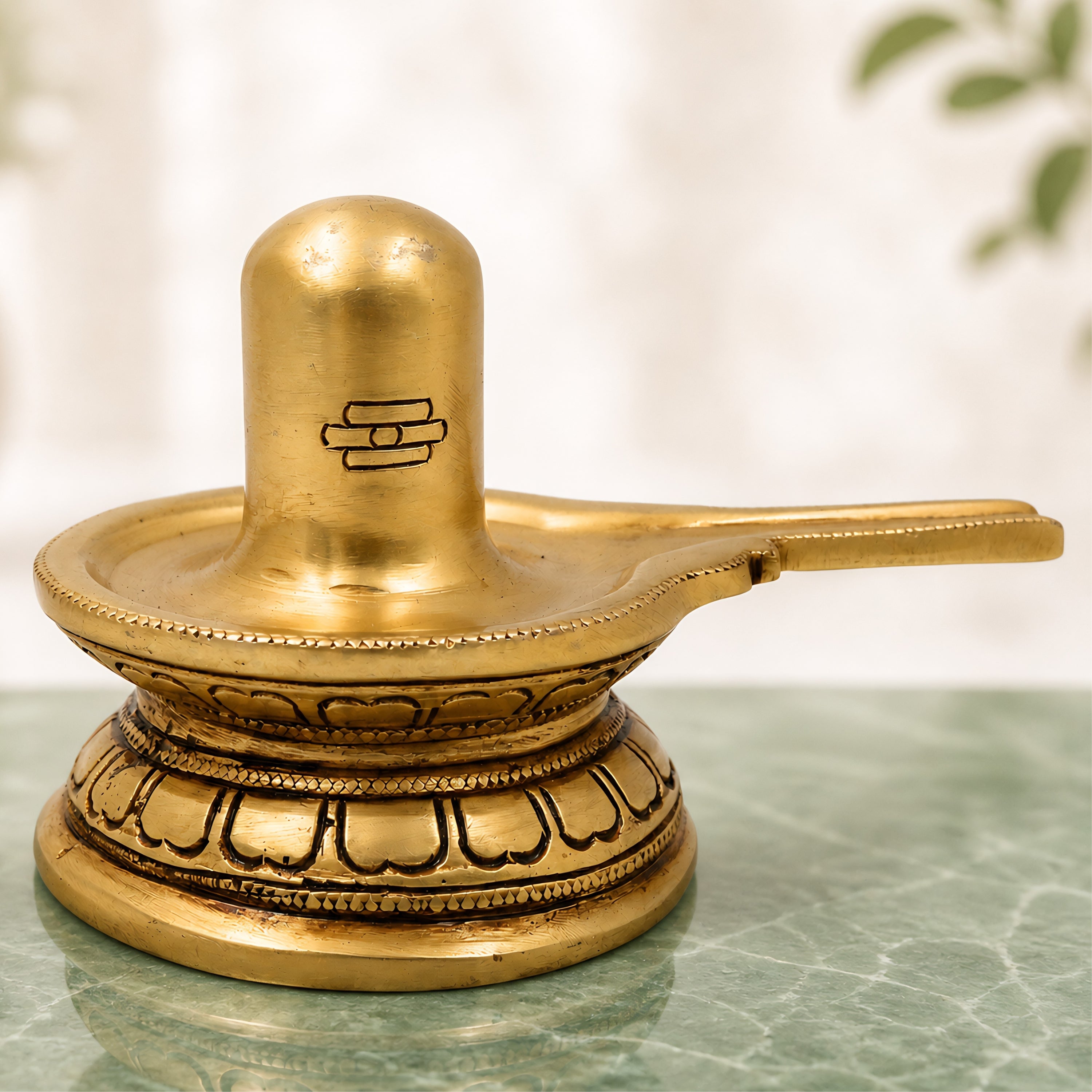 Brass Shiva Lingam Shivling Mahadev Shivalinga Jyotirlinga Peetal Pital Pittal Lingam Murti for Pooja Mandir Home Decor Gift, Gold, 3 Inch, 1 Piece