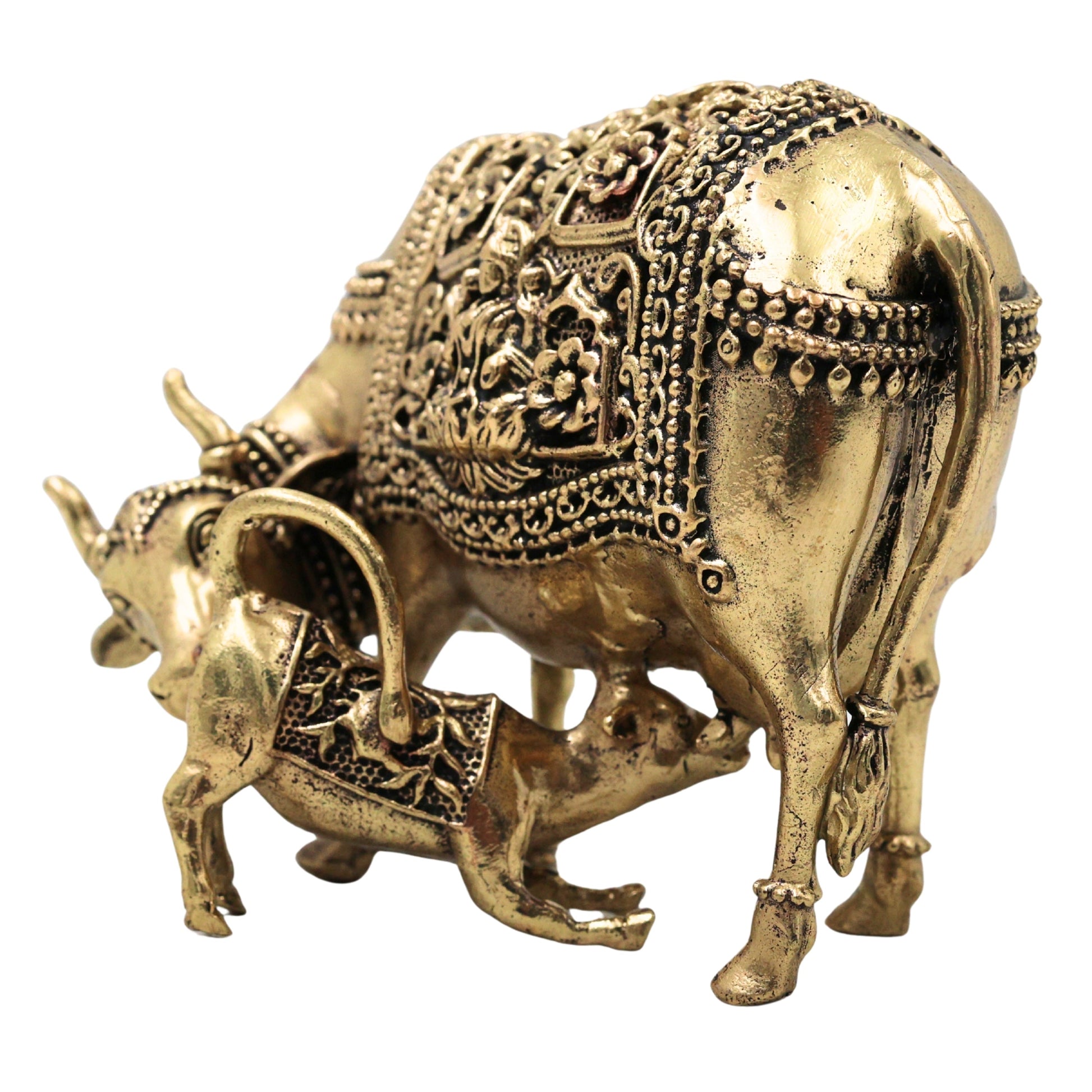 Brass Handcrafted Kamdhenu Gomata Idol for Pooja, Vastu, Home Decor & Traditional Spiritual Gifting, Gold, 3 Inch, 1 Piece