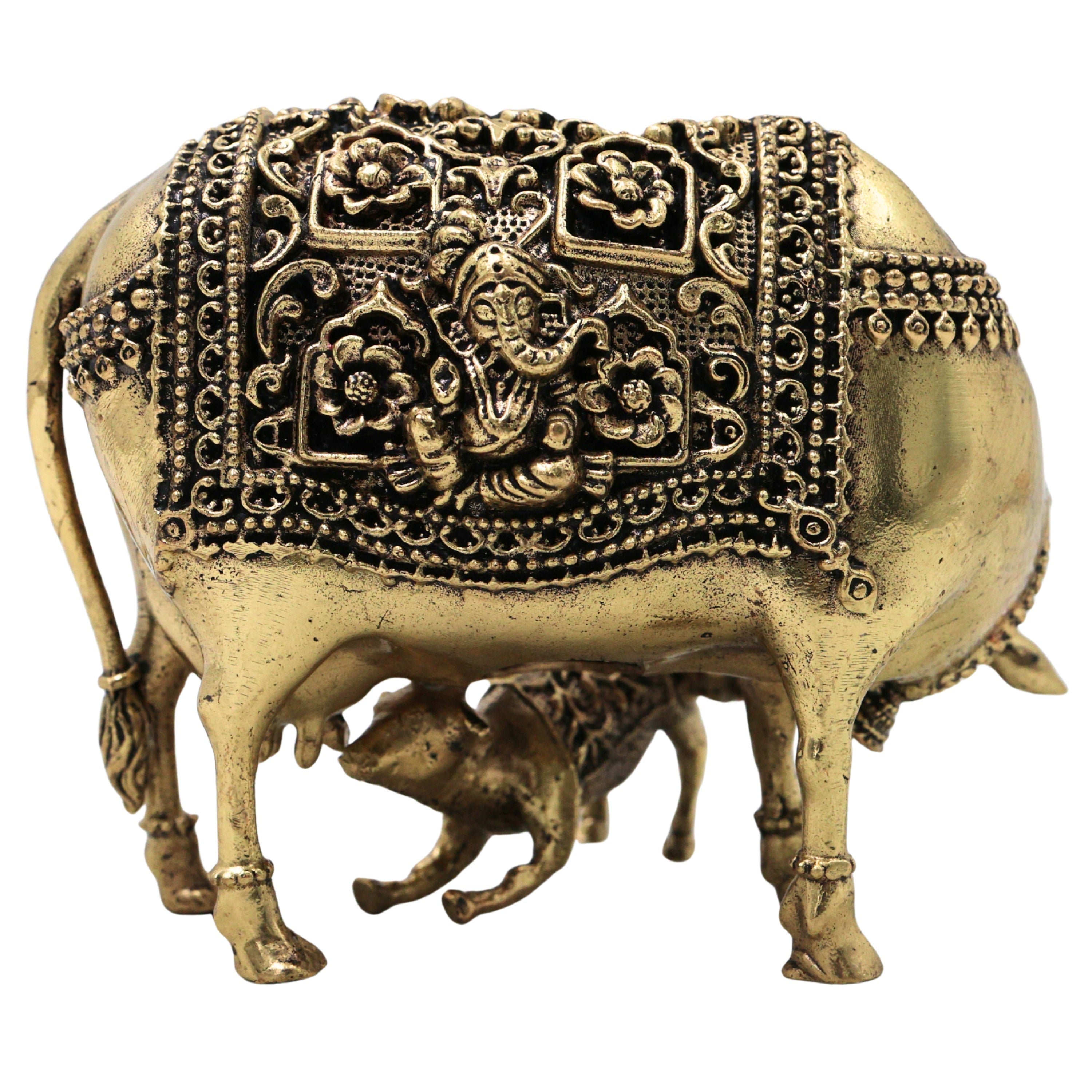 Brass Handcrafted Kamdhenu Gomata Idol for Pooja, Vastu, Home Decor & Traditional Spiritual Gifting, Gold, 3 Inch, 1 Piece